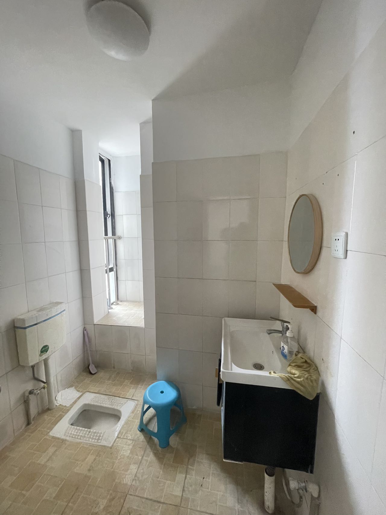 玉沙广场(京华城)  2室2厅1卫    2000.0元/月 玉沙广场(京华城)  2室2厅1卫    2000.0元/月室内图