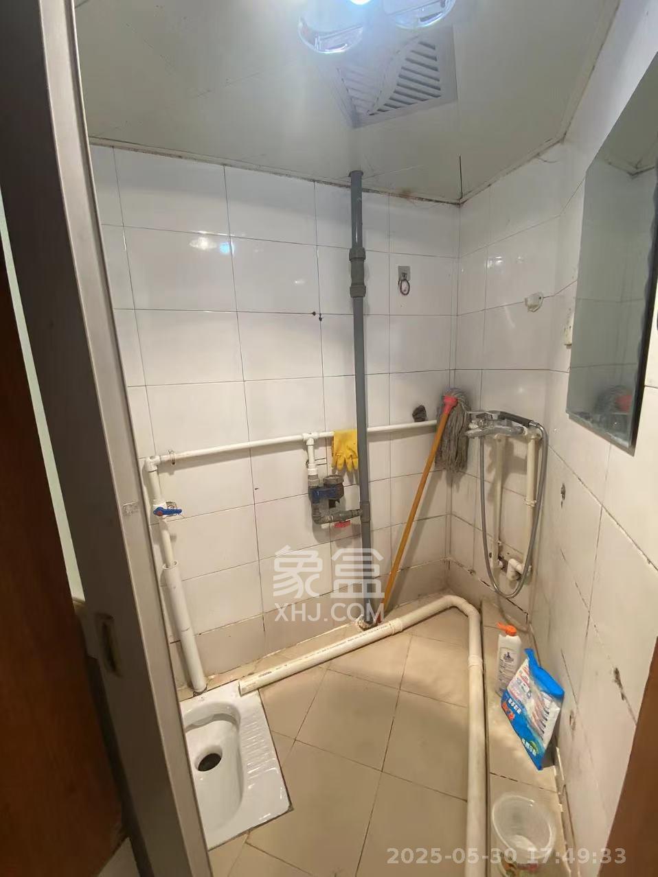 新世界商贸城 3室1厅1卫 3000.0元/月 新世界商贸城 3室1厅1卫 3000.0元/月室内图