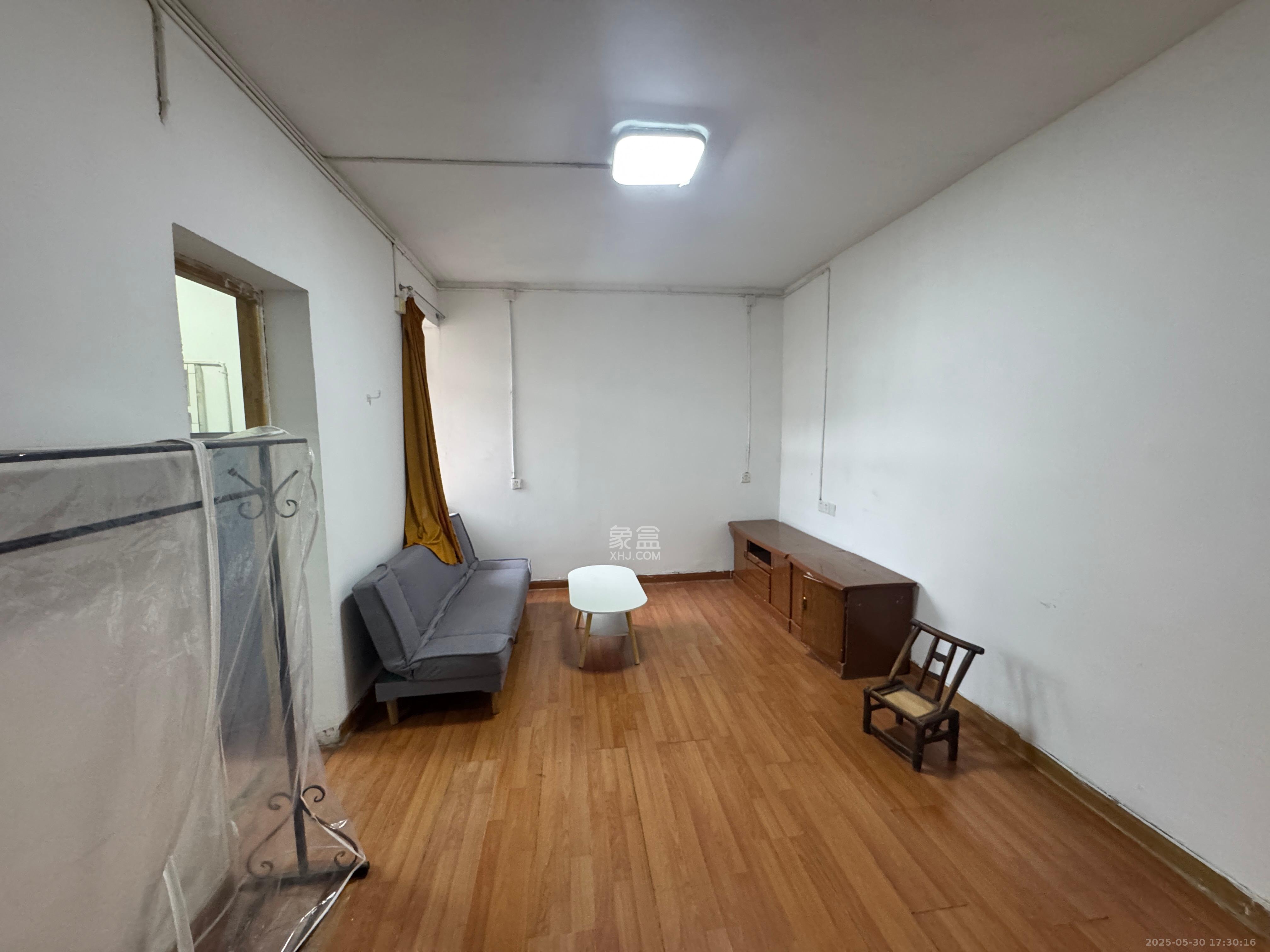 荷晏小区  1室0厅0卫    1400.0元/月室内图