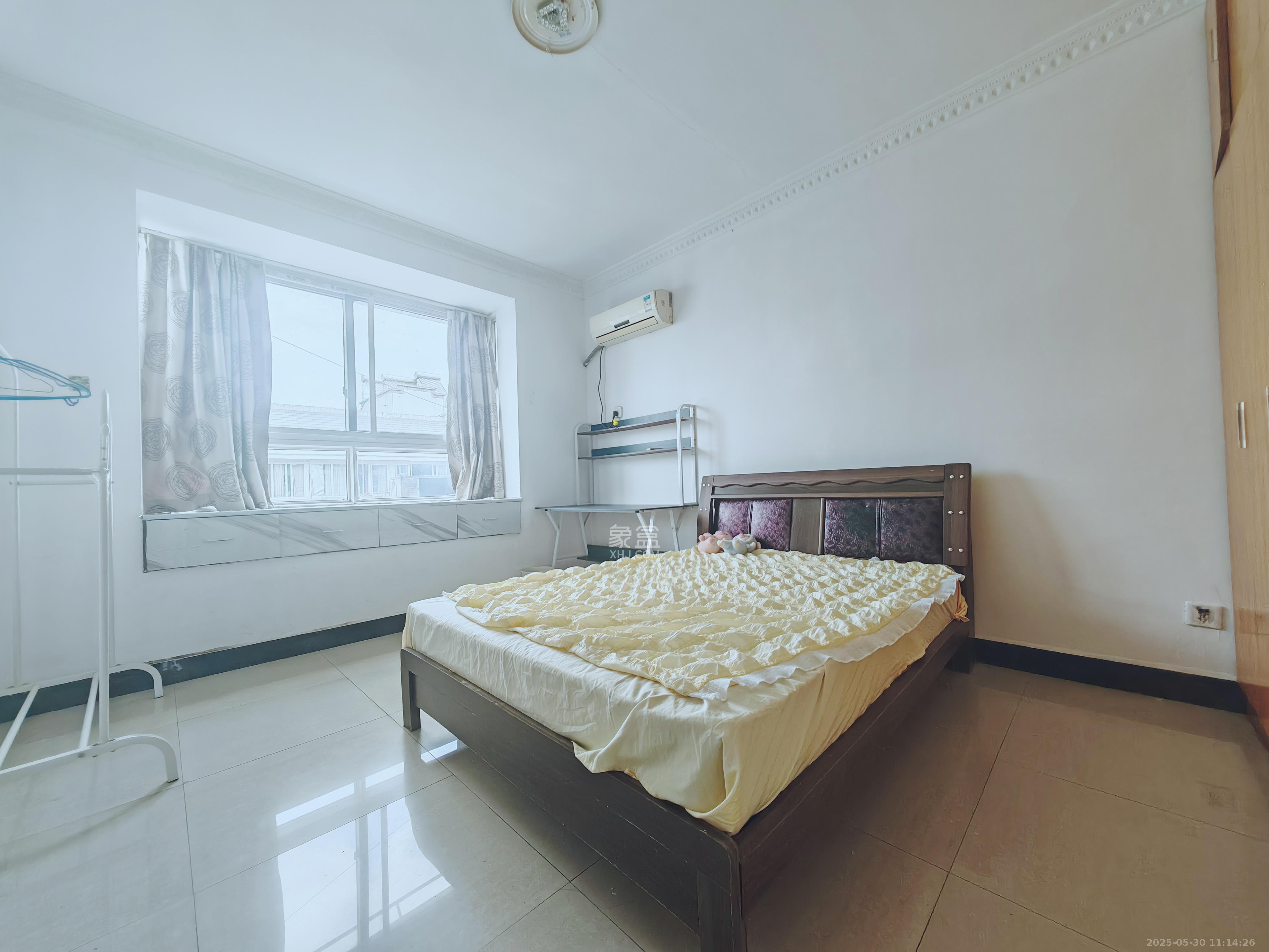 科大景园  3室2厅1卫    1800.0元/月室内图