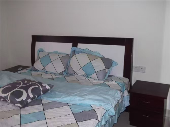 大汉巨龙家园 3室1厅1卫 48.00万 大汉巨龙家园 3室1厅1卫 48.00万客厅