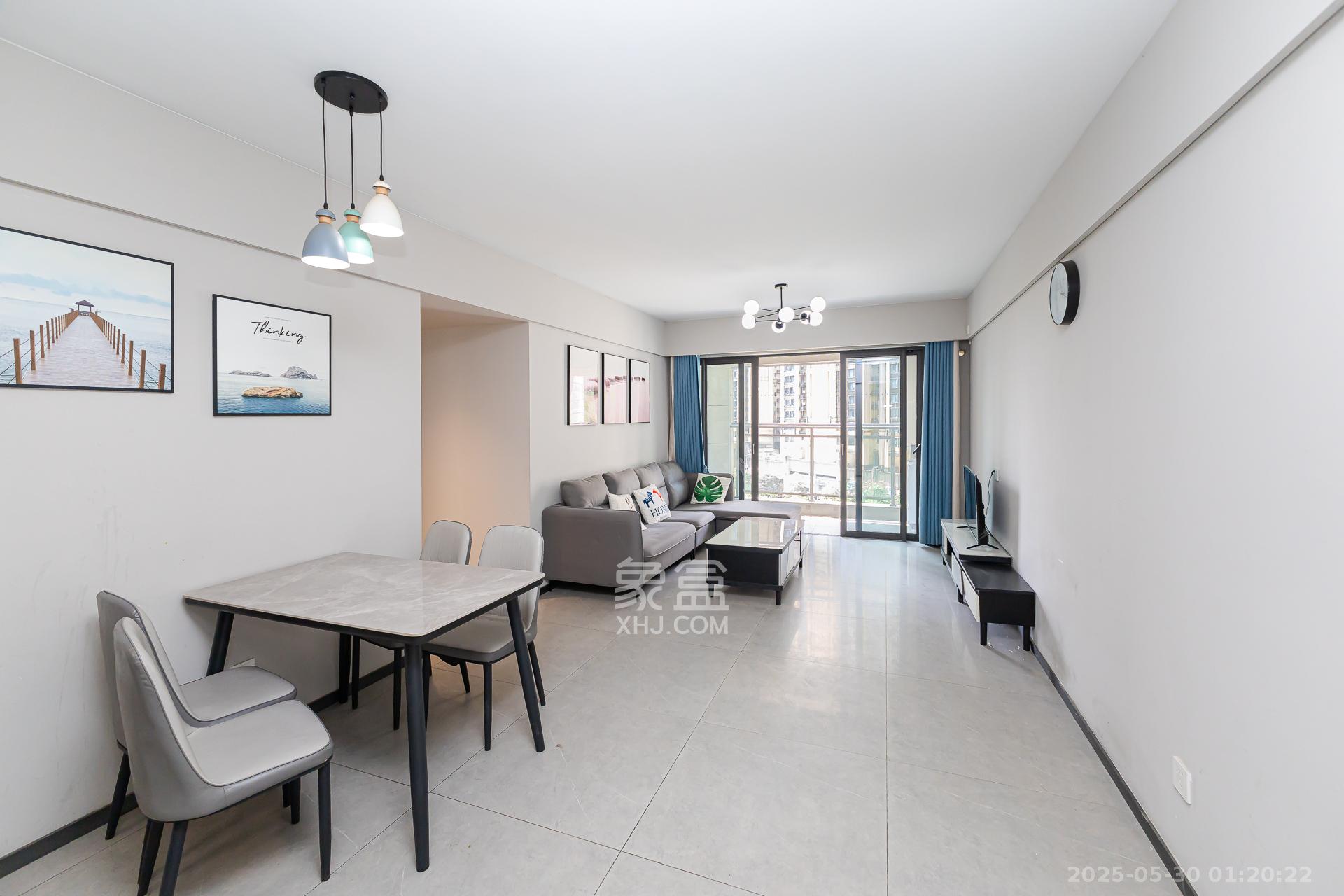 时代倾城.时代遇见  3室2厅2卫    92.8万 时代倾城.时代遇见  3室2厅2卫    92.8万客厅