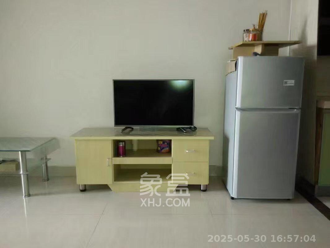 凯通国际城(凯通朝庭) 1室1厅1卫 2200.0元/月 凯通国际城(凯通朝庭) 1室1厅1卫 2200.0元/月室内图