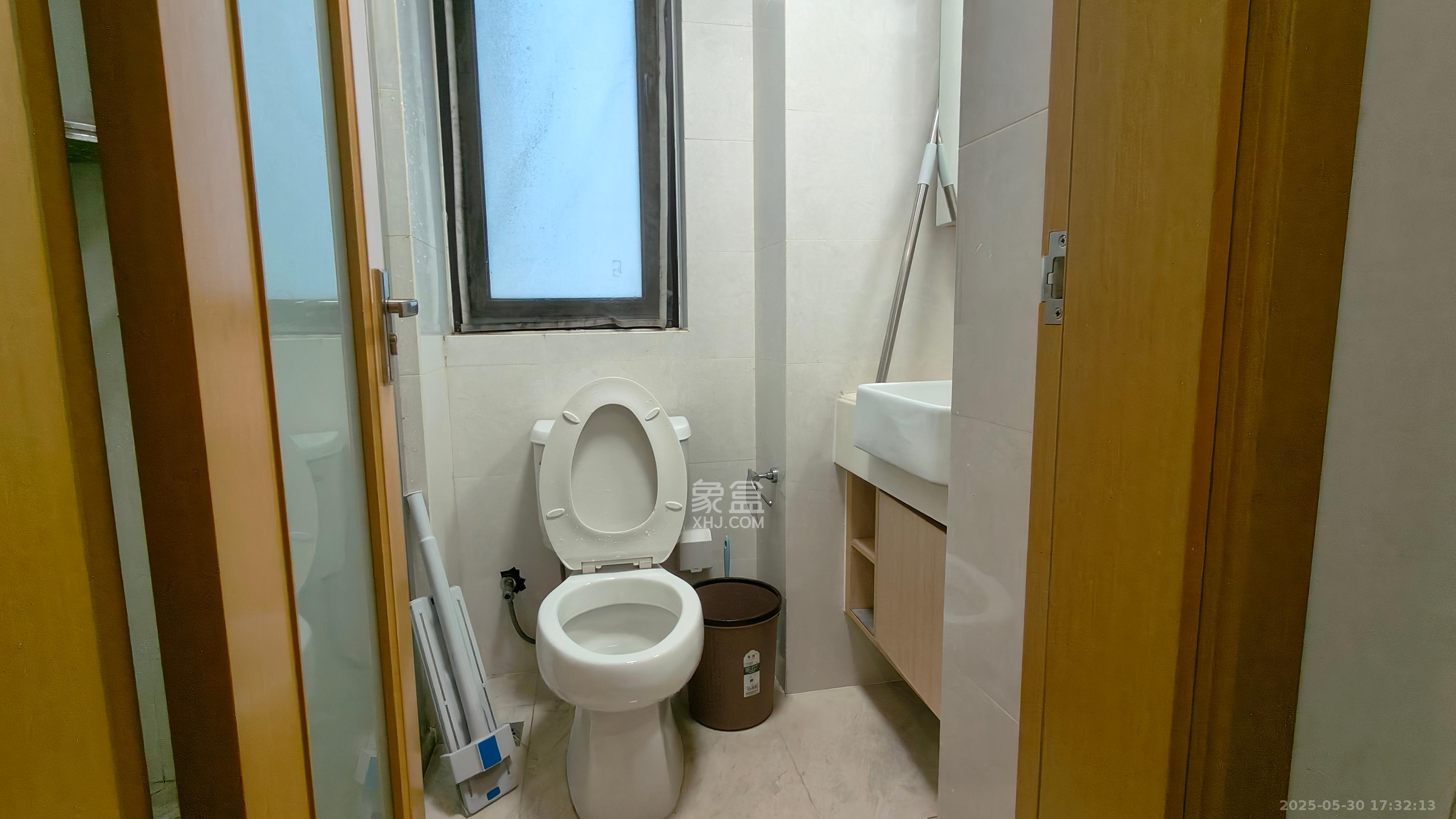 中海国际二期  1室1厅1卫    1100.0元/月 中海国际二期  1室1厅1卫    1100.0元/月室内图