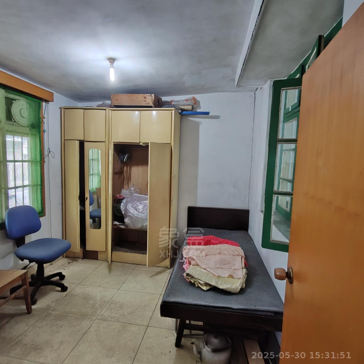 桥梁厂一区万泥塘一村 2室1厅1卫 1000.0元/月 桥梁厂一区万泥塘一村 2室1厅1卫 1000.0元/月室内图