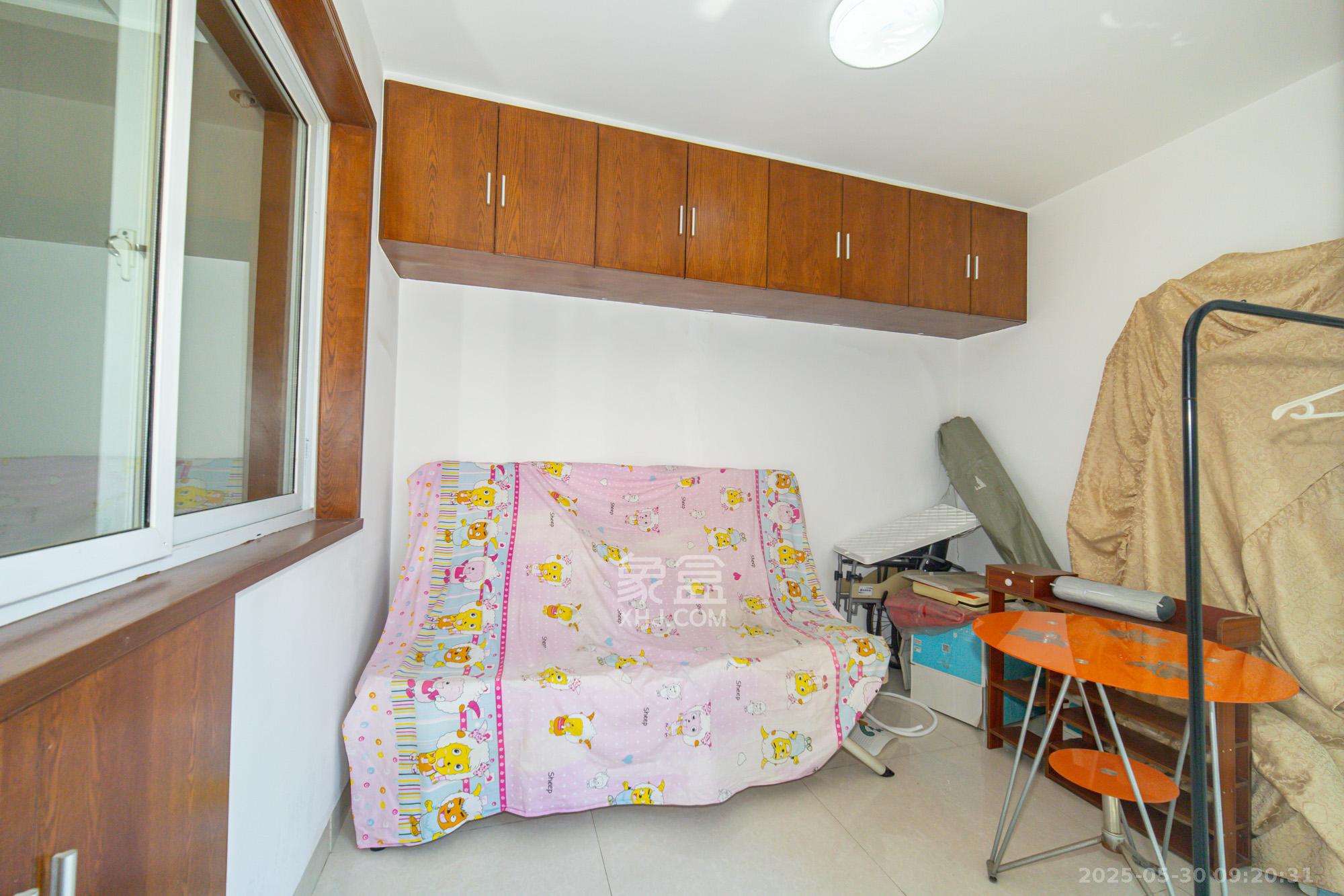 筑梦佳园 4室2厅1卫 63.8万 筑梦佳园 4室2厅1卫 63.8万阳台