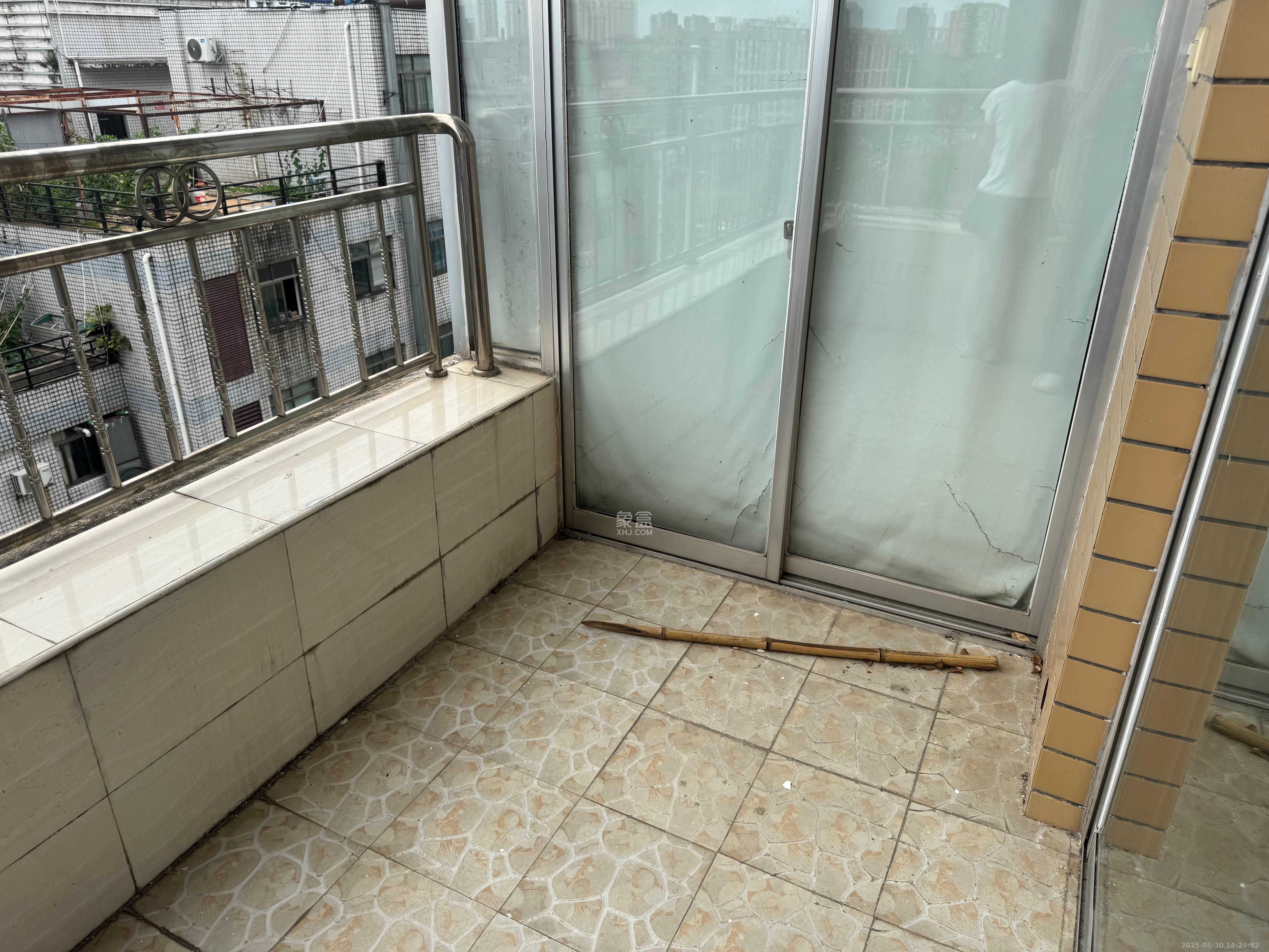 澧水家园 6室2厅3卫 3000.0元/月 澧水家园 6室2厅3卫 3000.0元/月室内图