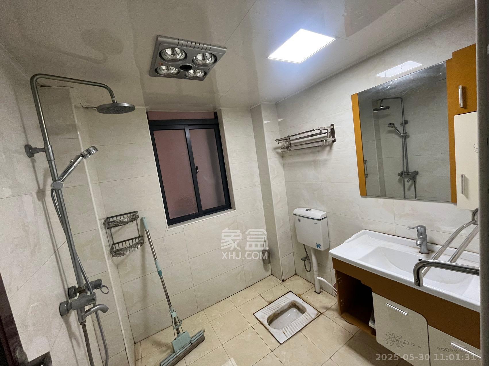 珠江东方明珠(新地东方明珠)一二期  2室2厅1卫    1500.0元/月 珠江东方明珠(新地东方明珠)一二期  2室2厅1卫    1500.0元/月室内图