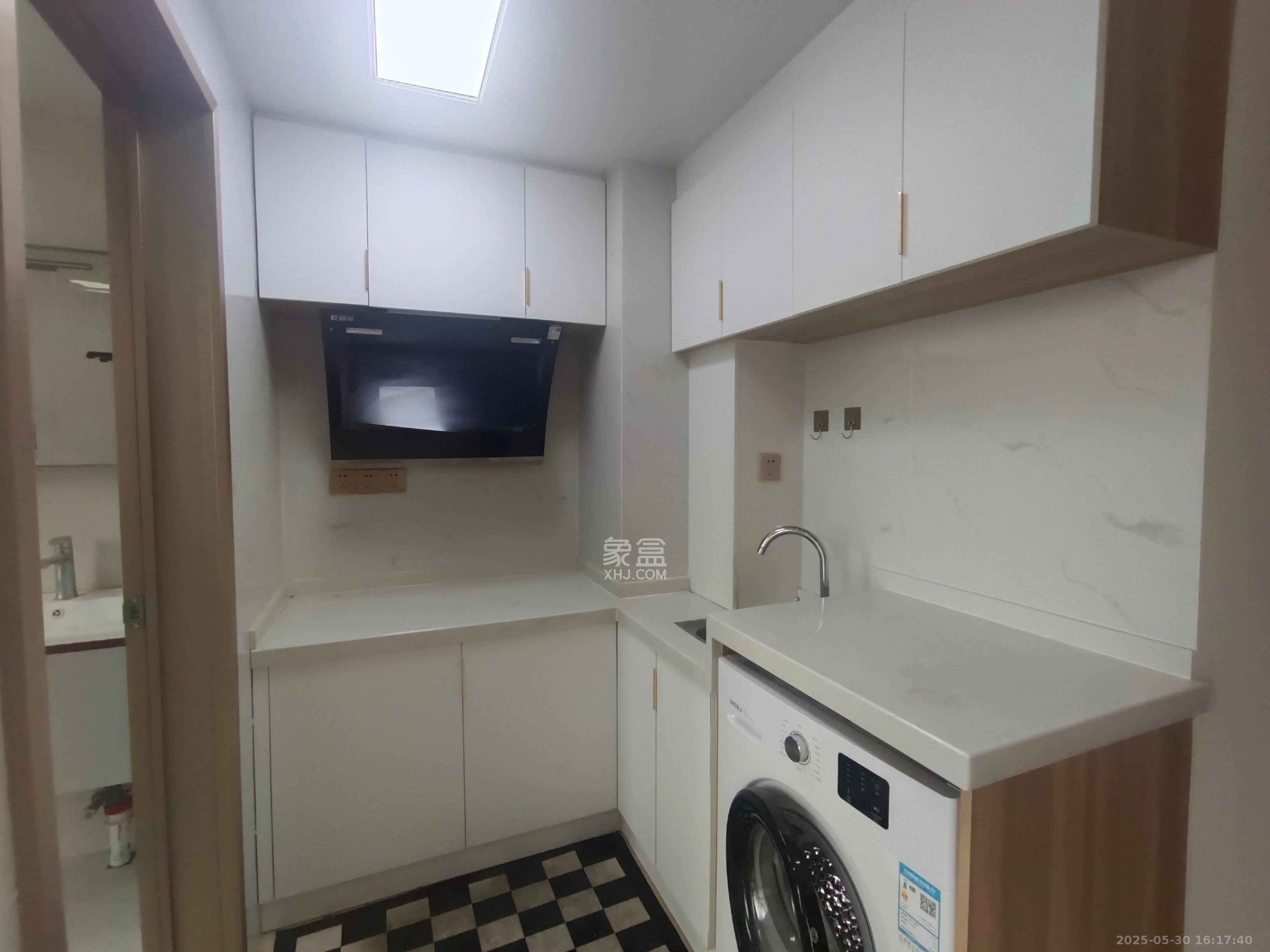 兰亭湾畔  1室1厅1卫   1600.00元/月室内图