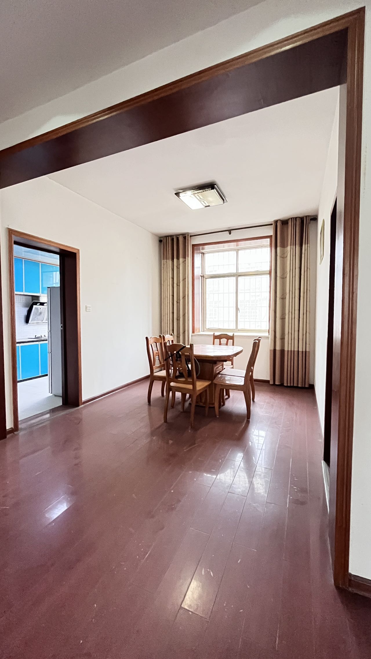 城市学院朝阳校区  3室2厅1卫   1500.00元/月室内图