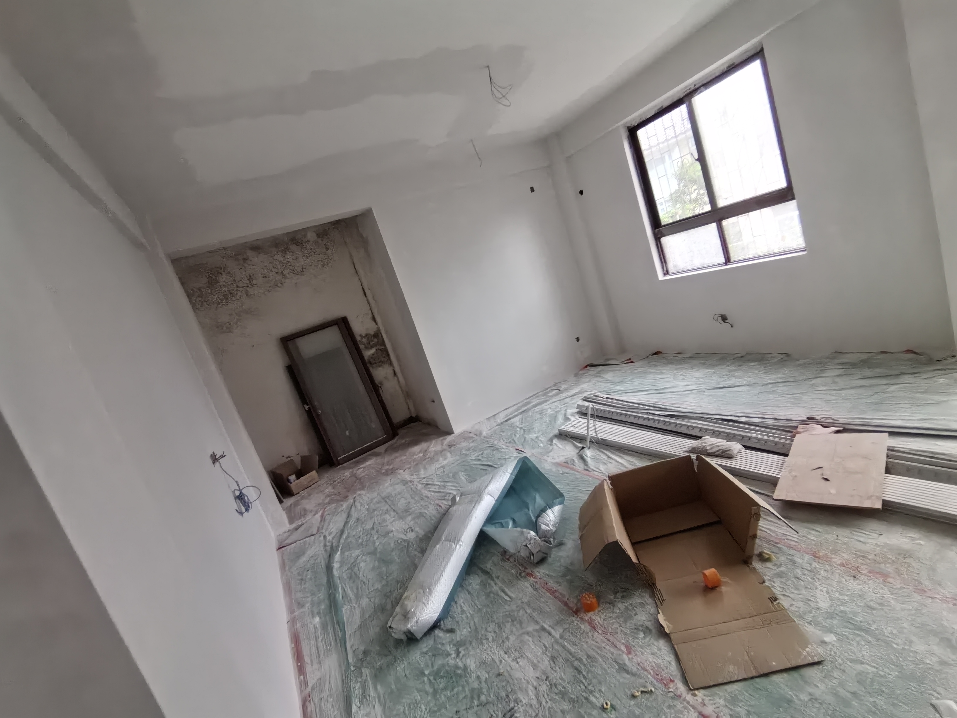 八和园小区 8室3厅2卫 12000.0元/月 八和园小区 8室3厅2卫 12000.0元/月室内图