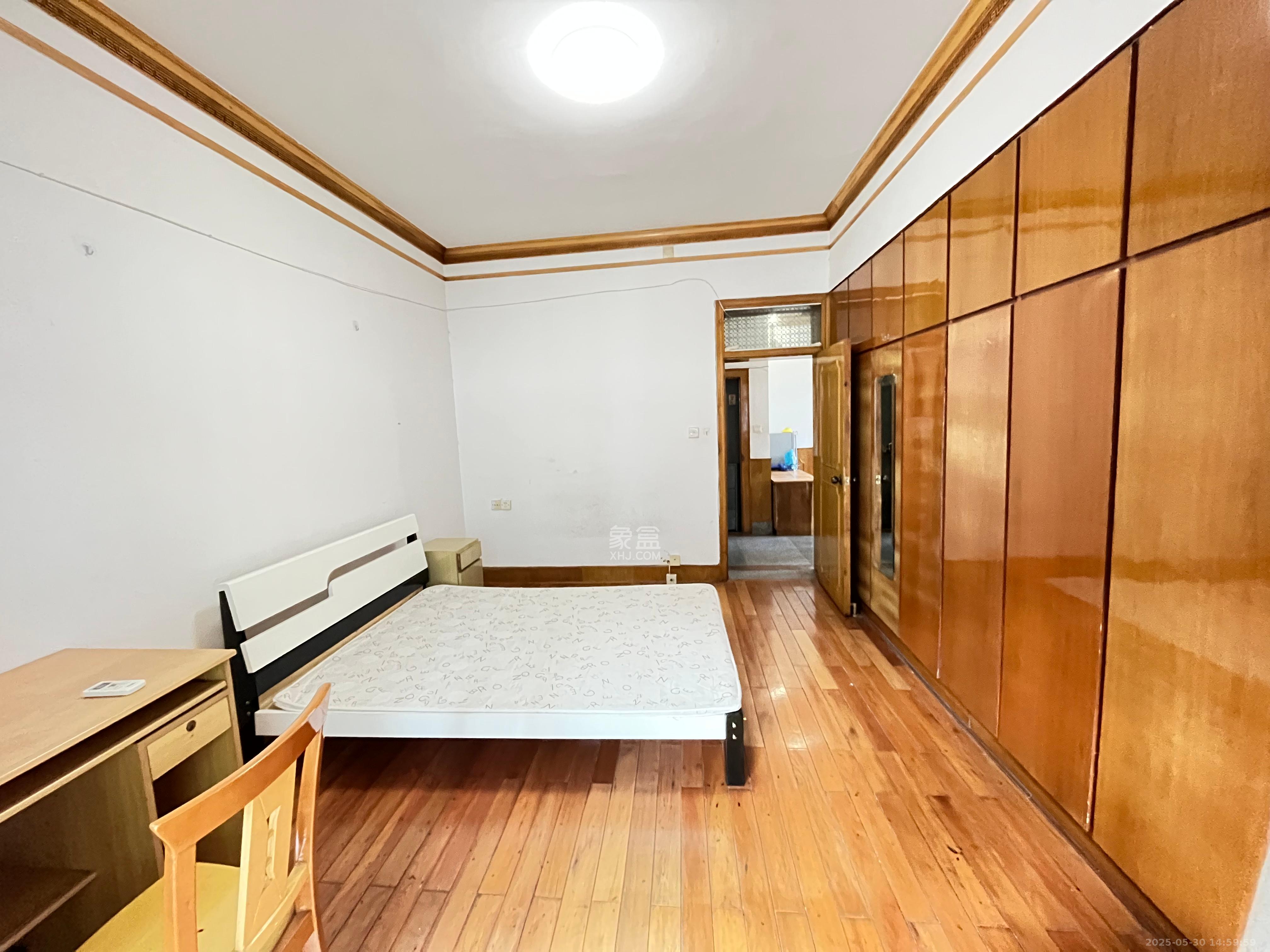 省地税局  2室2厅1卫   1800.00元/月室内图