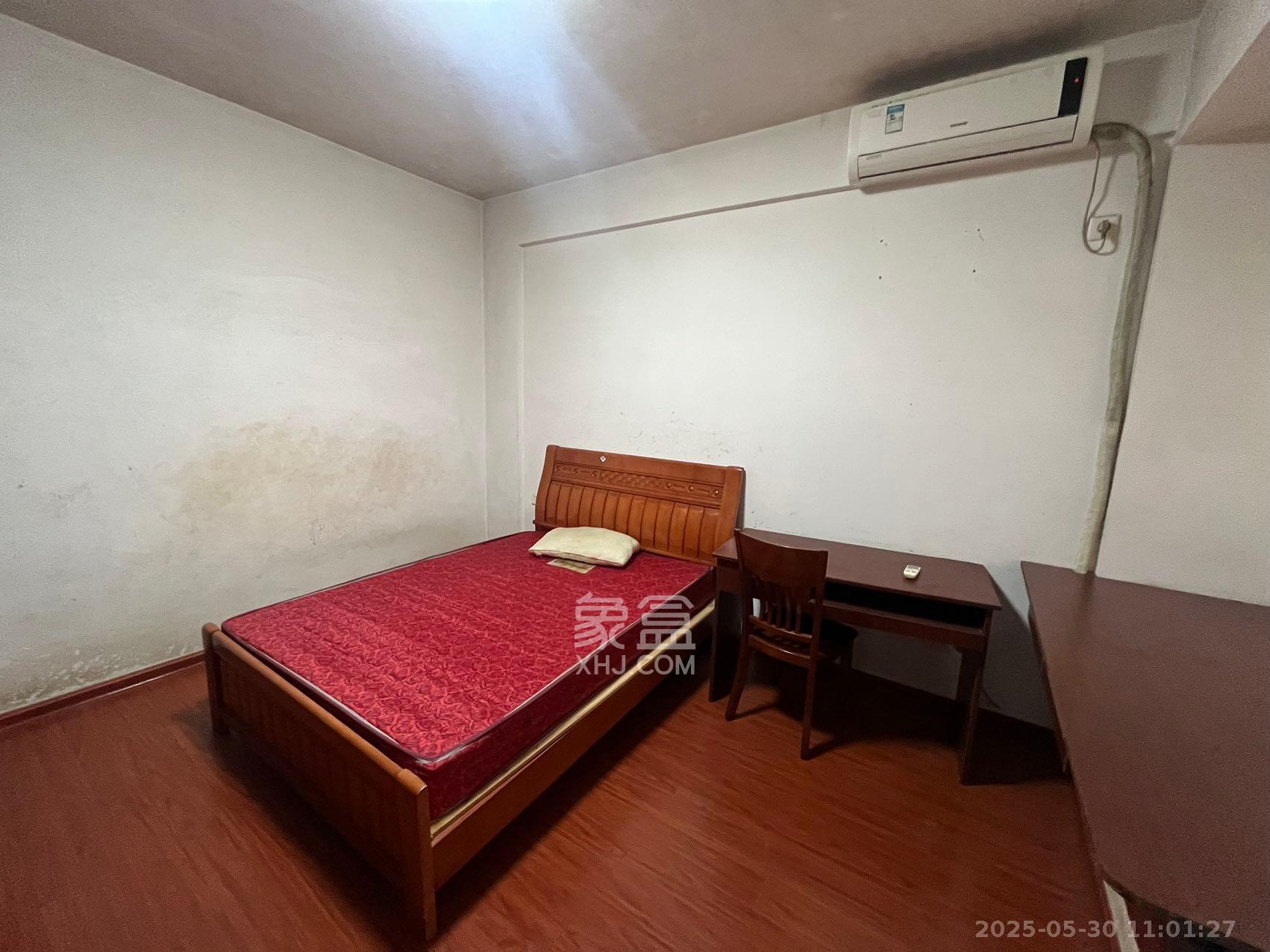 珠江东方明珠(新地东方明珠)一二期  2室2厅1卫    1500.0元/月 珠江东方明珠(新地东方明珠)一二期  2室2厅1卫    1500.0元/月室内图