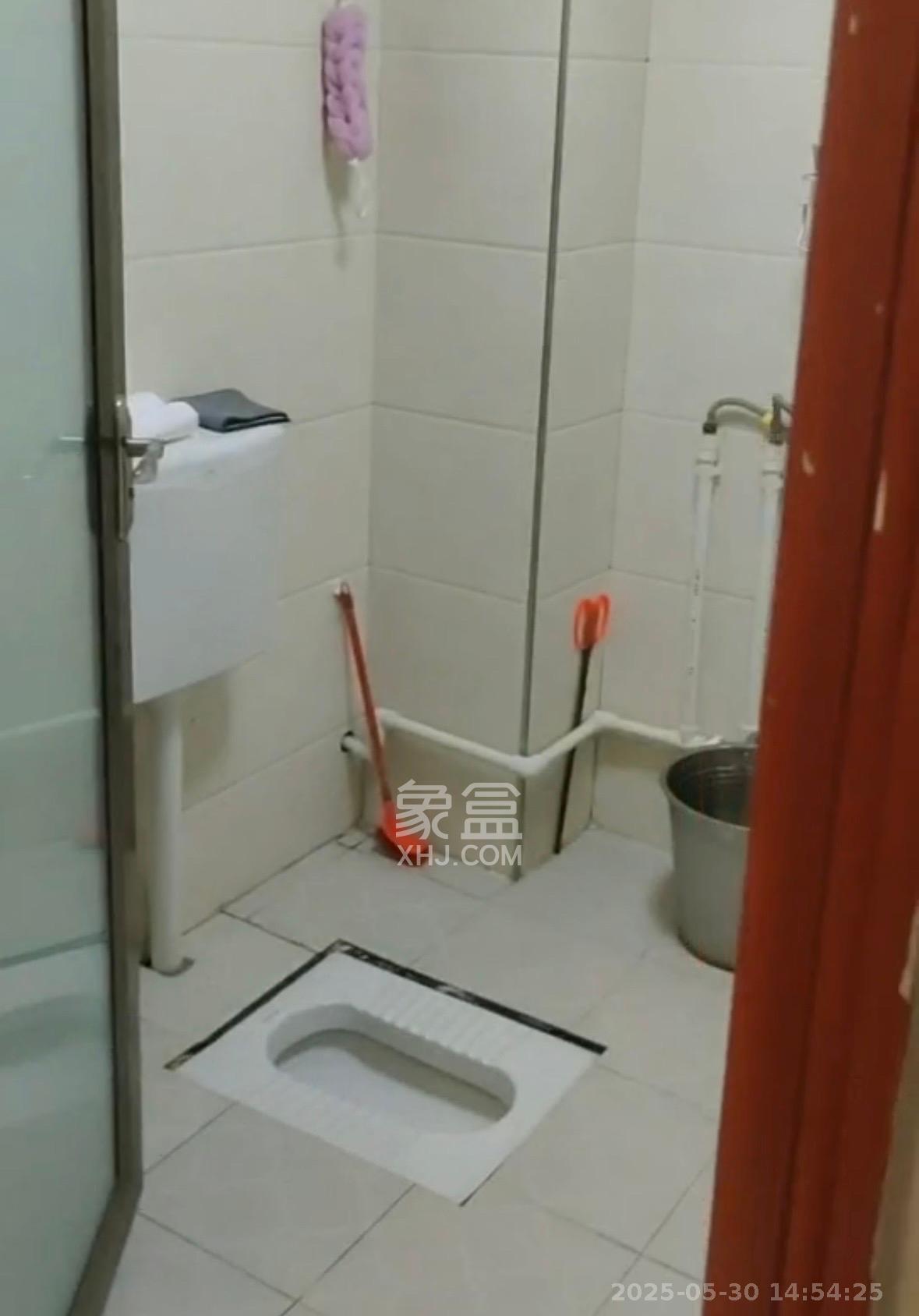 圭塘三小区  1室1厅1卫   1500.00元/月室内图