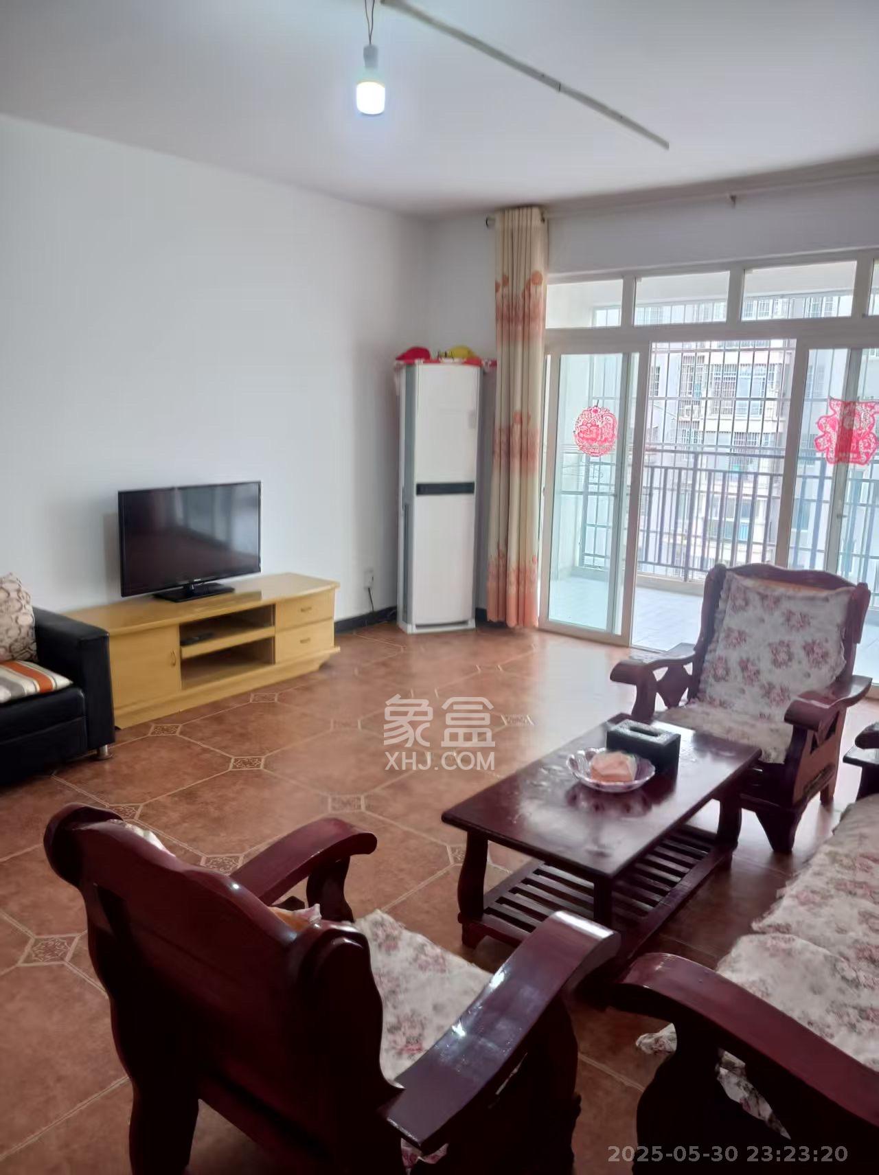 方略学府佳境 3室2厅2卫 2100.0元/月 方略学府佳境 3室2厅2卫 2100.0元/月室内图