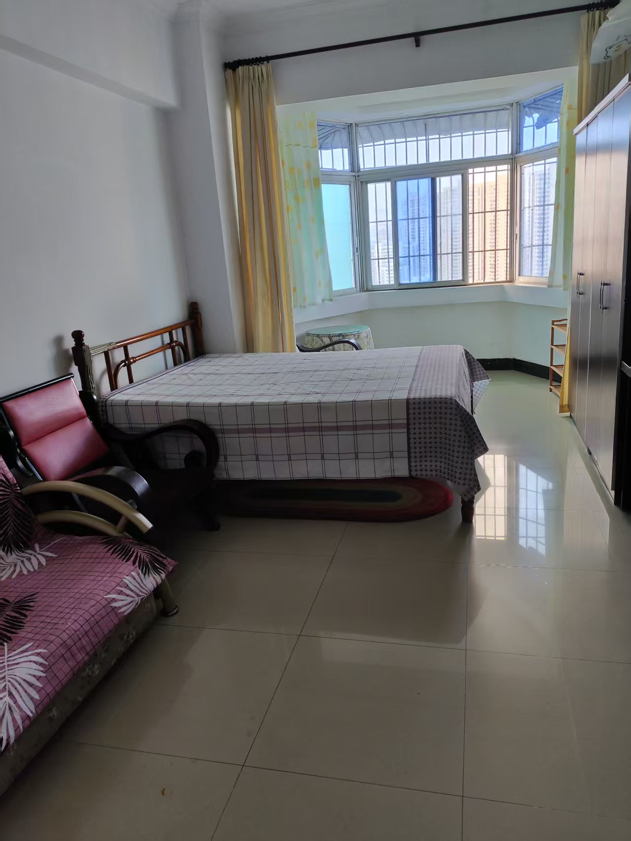 国信大厦 1室1厅1卫 1200.0元/月 国信大厦 1室1厅1卫 1200.0元/月室内图