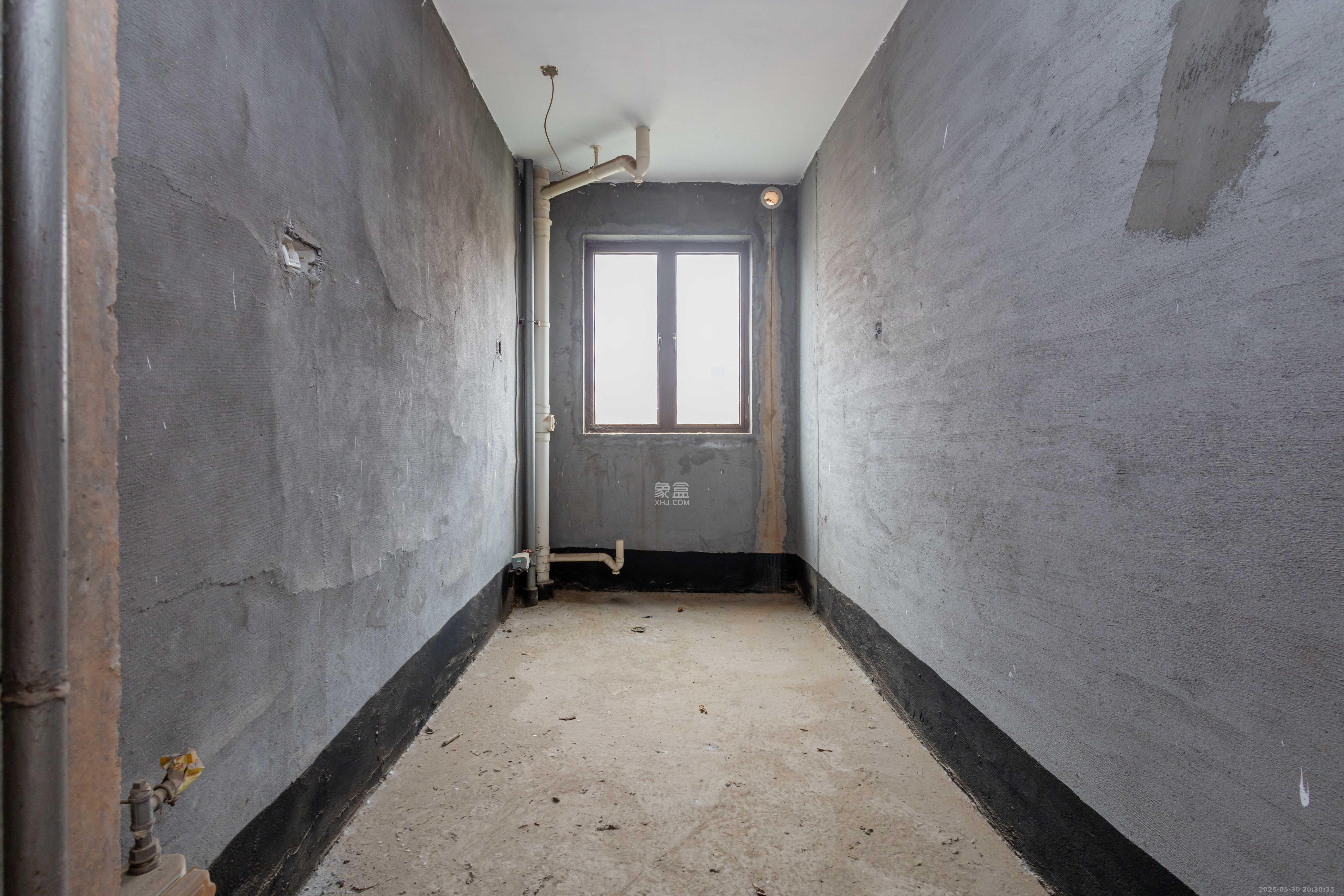 天园假日  3室2厅2卫    99.0万 天园假日  3室2厅2卫    99.0万厨房