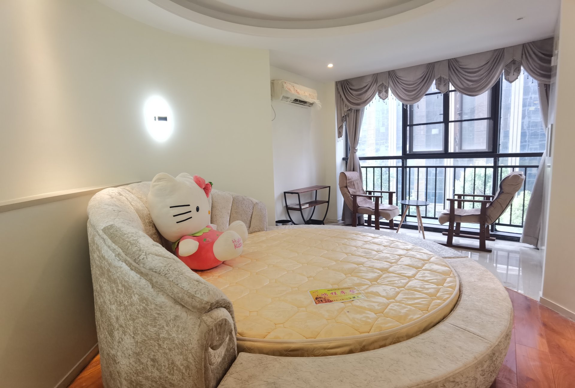 星月都会  1室1厅1卫   1500.00元/月室内图