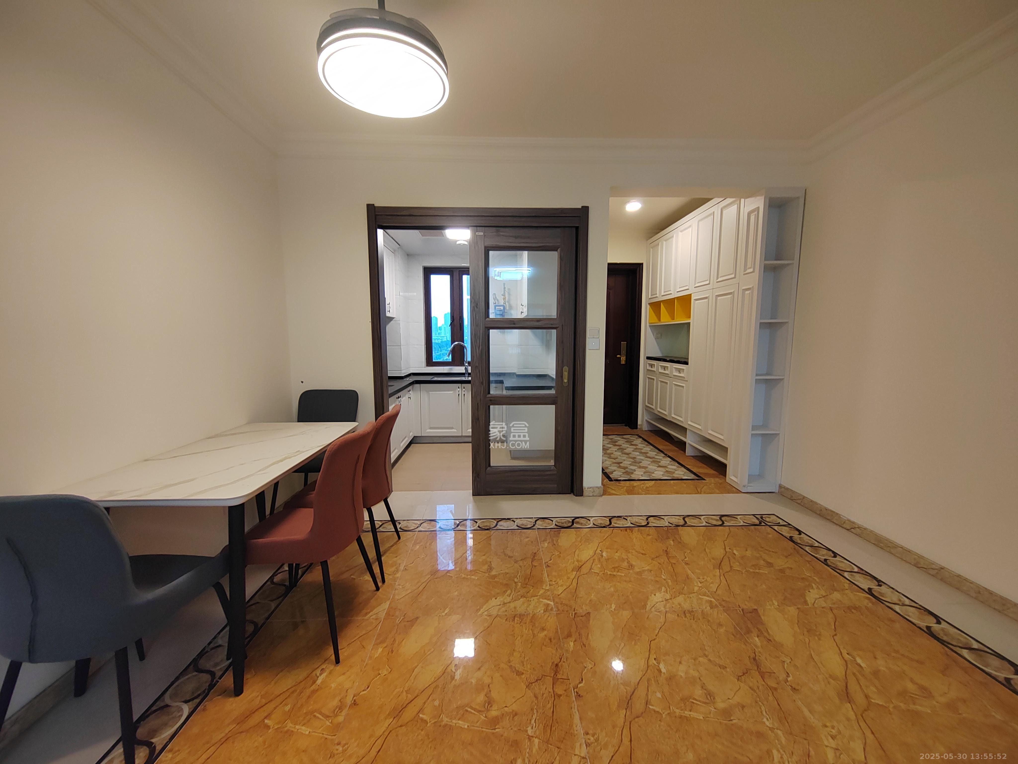 碧桂园大学印象一期 4室2厅2卫 1900.0元/月 碧桂园大学印象一期 4室2厅2卫 1900.0元/月室内图