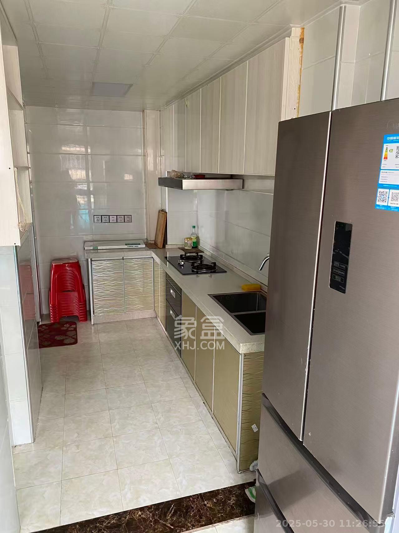 湘楚华庭  2室2厅1卫    2000.0元/月室内图