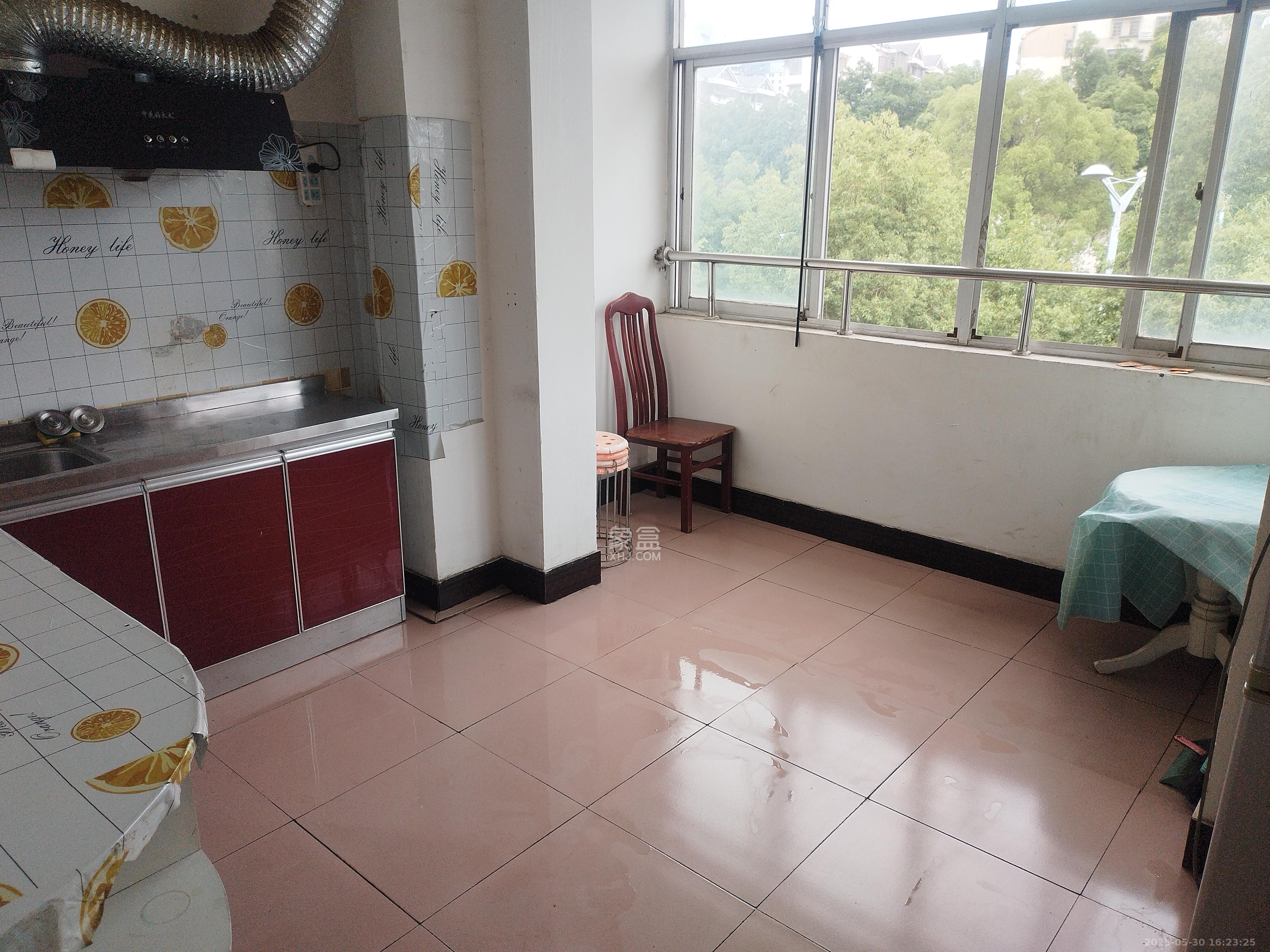 玲珑阁(陈家湖社区) 0室1厅1卫 1100.0元/月 玲珑阁(陈家湖社区) 0室1厅1卫 1100.0元/月室内图