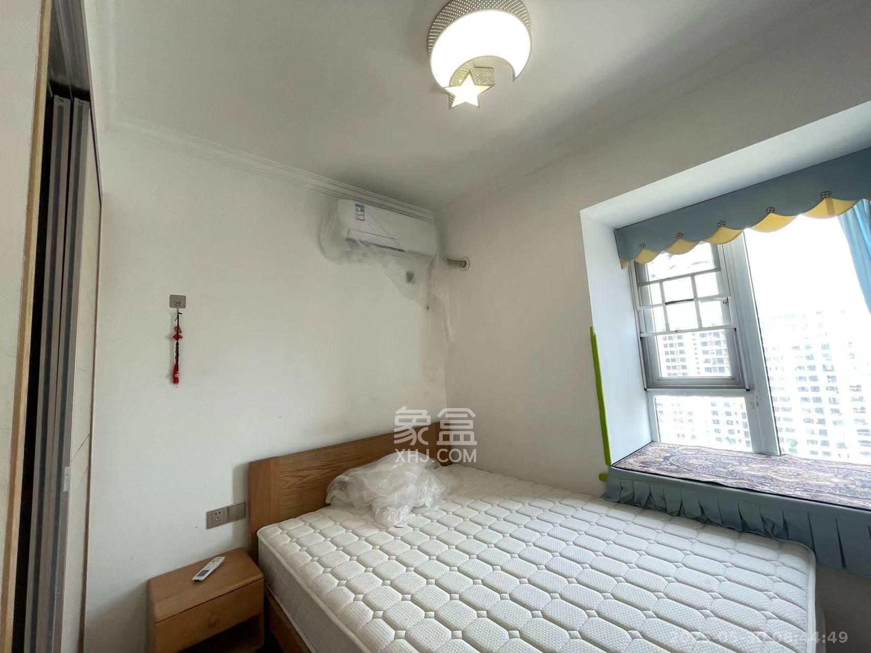 钱隆世家  4室2厅2卫    3200.0元/月 钱隆世家  4室2厅2卫    3200.0元/月室内图