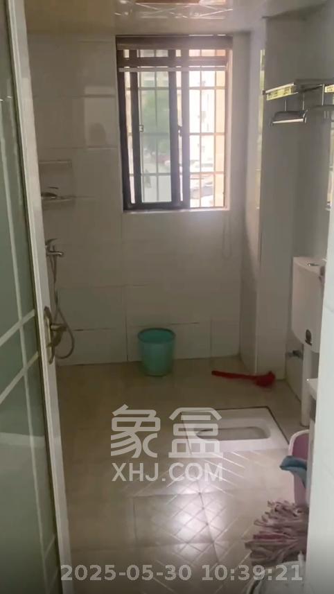 联丰苑  1室2厅1卫   2500.00元/月室内图