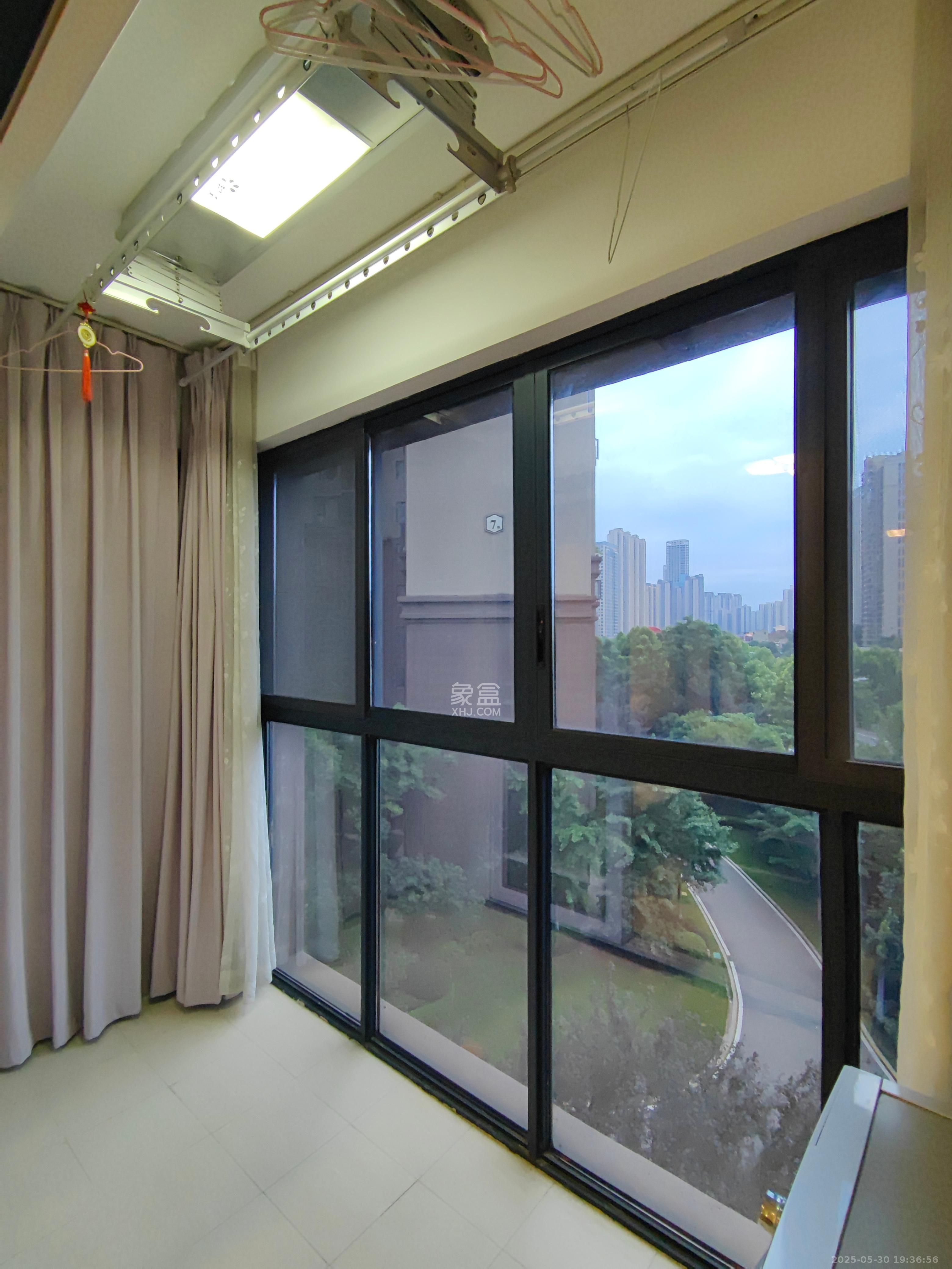 中建梅溪湖中心  3室2厅1卫   2900.00元/月室内图
