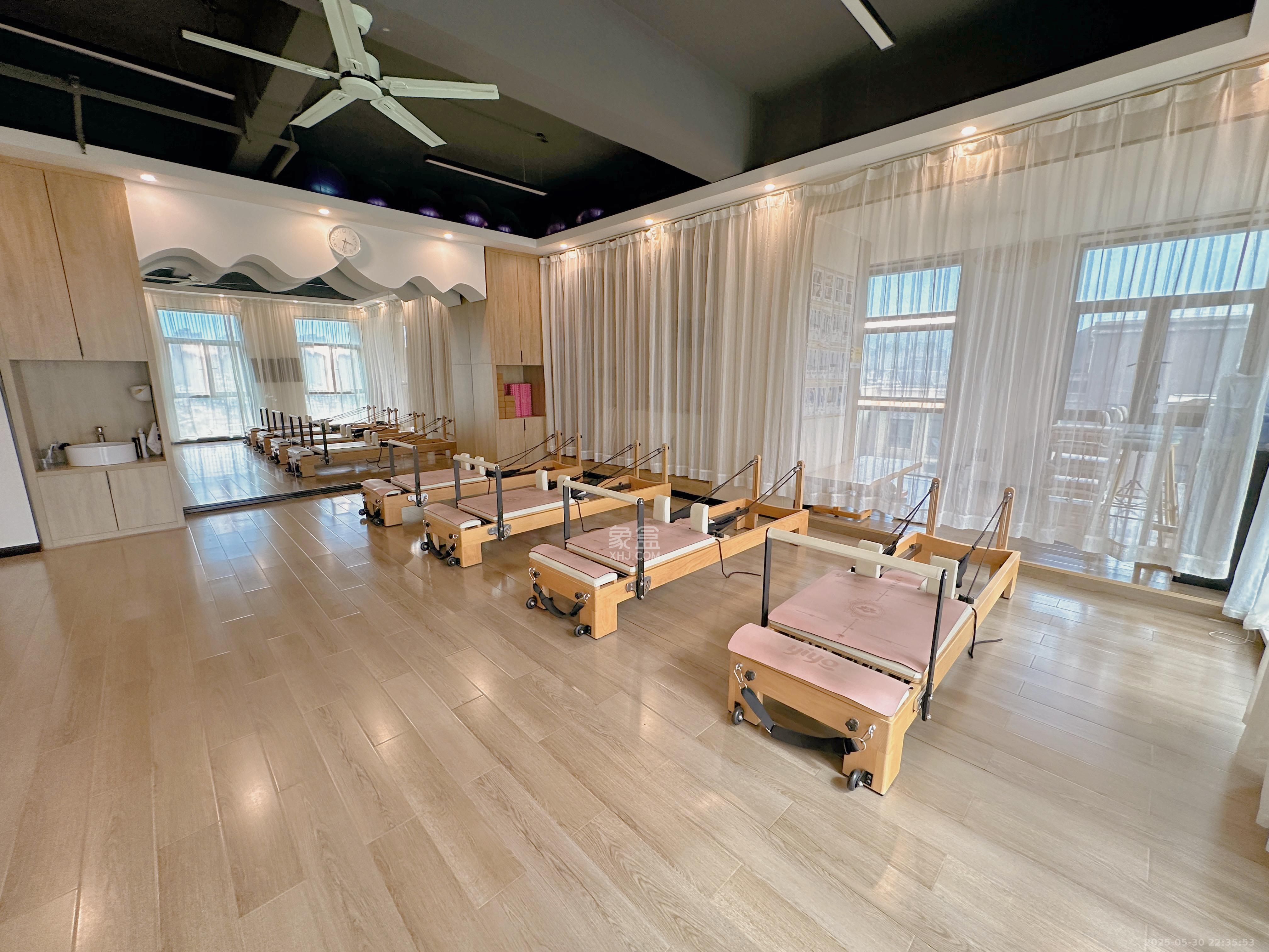 深业睿城   117.0㎡      4200.0元/月室内图