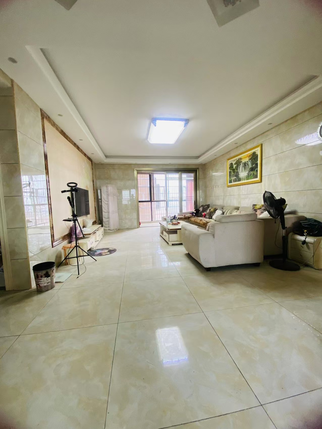 锦绣佳苑 3室2厅2卫 1800.0元/月 锦绣佳苑 3室2厅2卫 1800.0元/月室内图