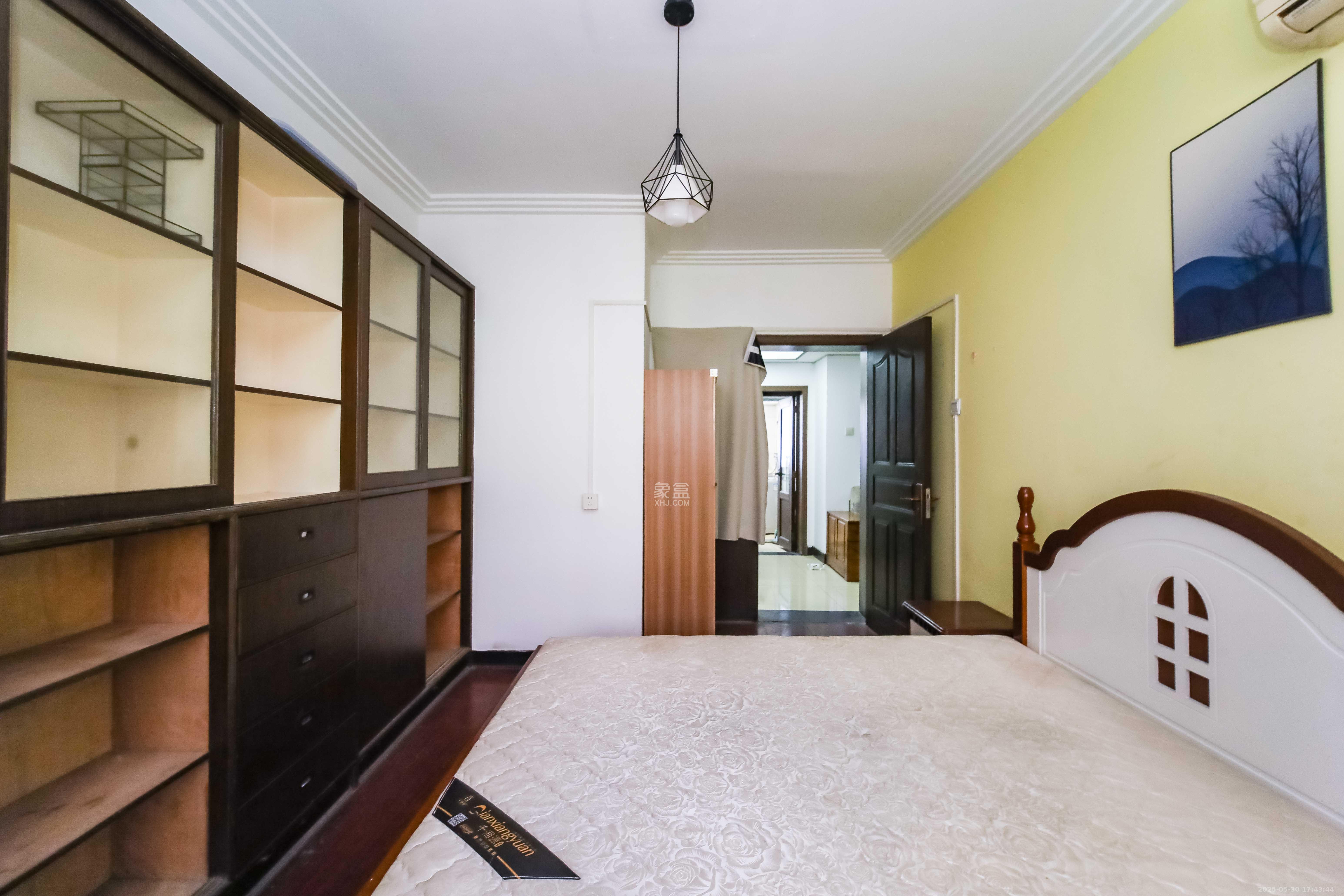 安居乐公寓 5室2厅2卫 2700.0元/月 安居乐公寓 5室2厅2卫 2700.0元/月室内图