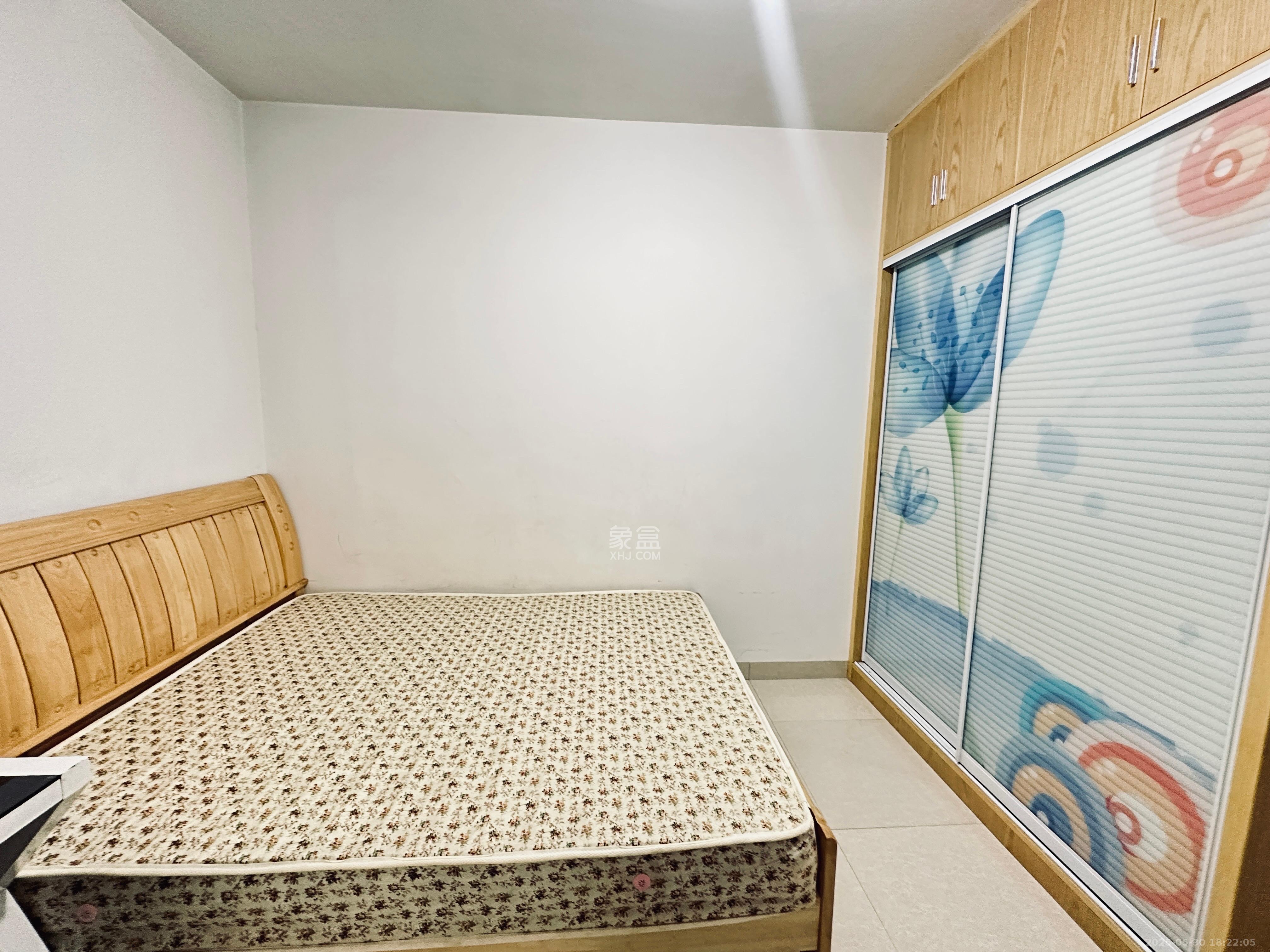 湖韵佳苑  2室2厅1卫    2600.0元/月室内图