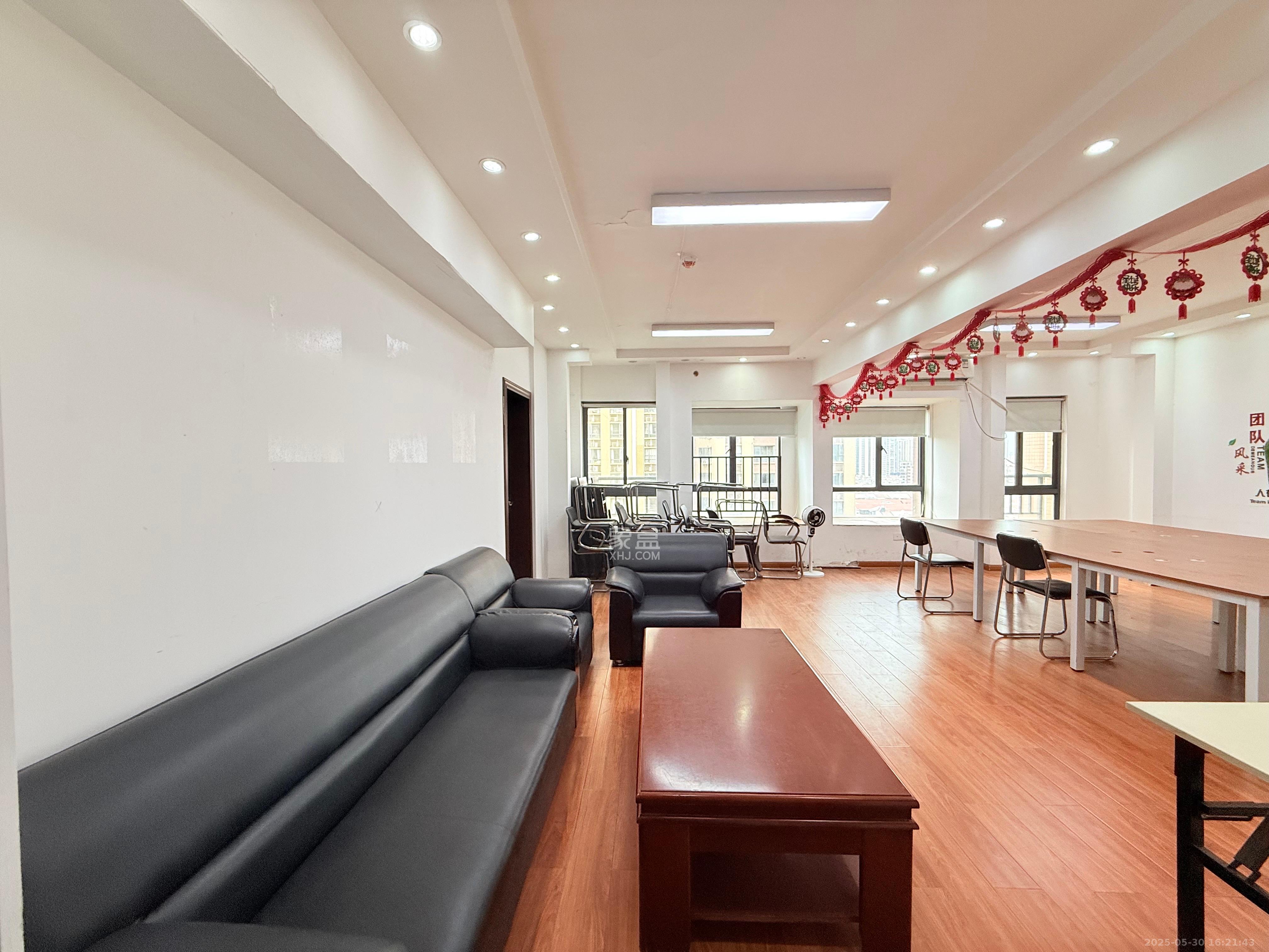 香樟兰亭(朗峰苑) 1室0厅1卫 1500.0元/月 香樟兰亭(朗峰苑) 1室0厅1卫 1500.0元/月室内图