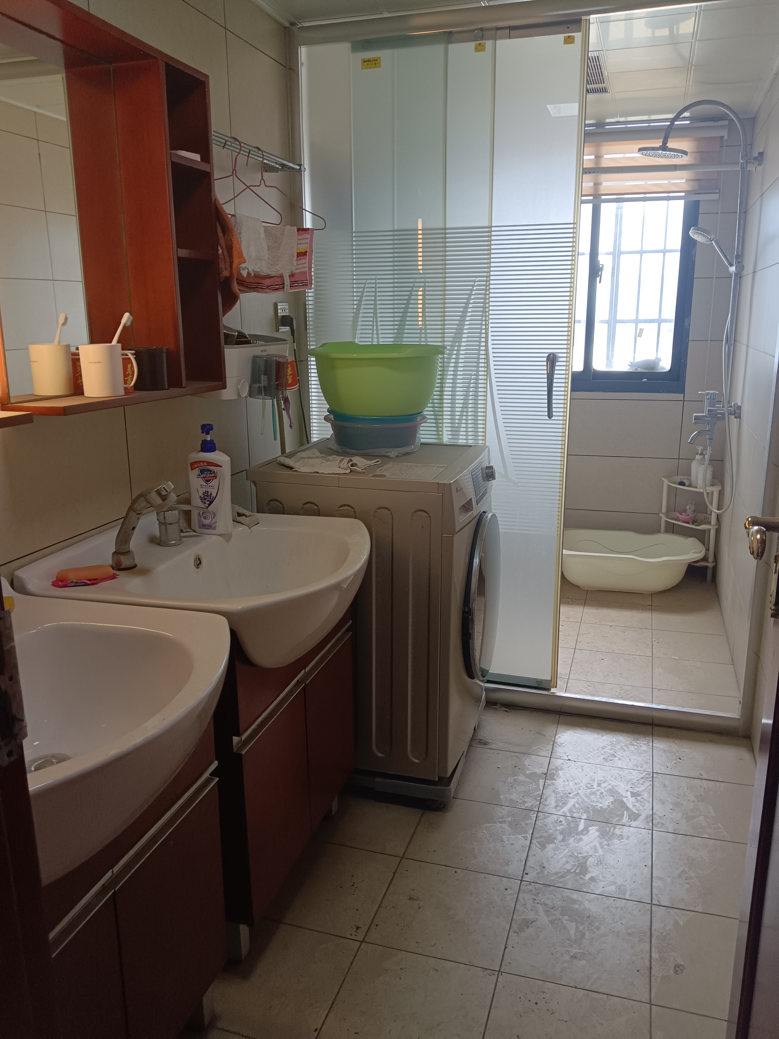 蒸湘世纪城 4室2厅2卫 2500.0元/月 蒸湘世纪城 4室2厅2卫 2500.0元/月室内图