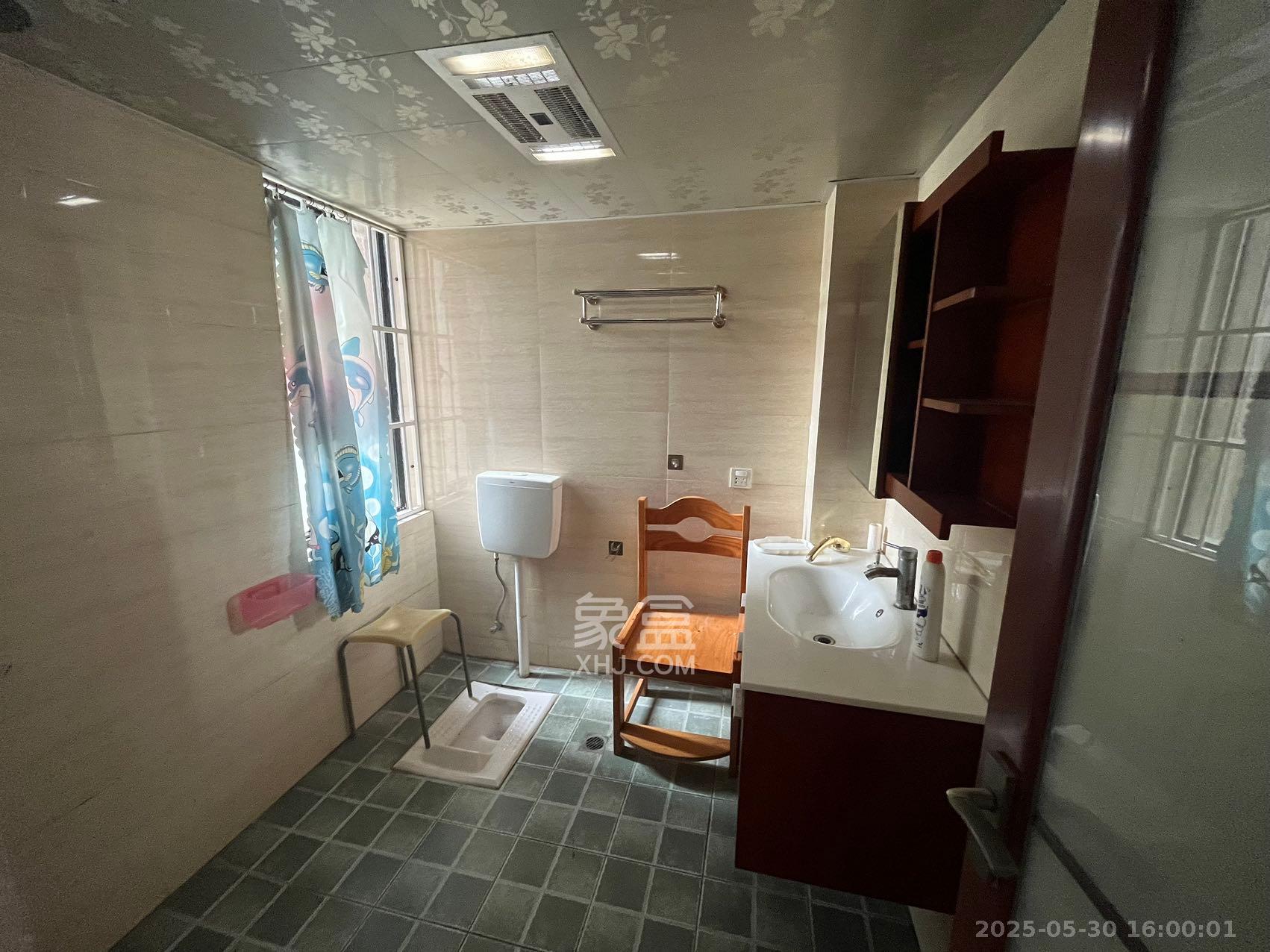 三江花中城 3室2厅1卫 3500.0元/月 三江花中城 3室2厅1卫 3500.0元/月室内图