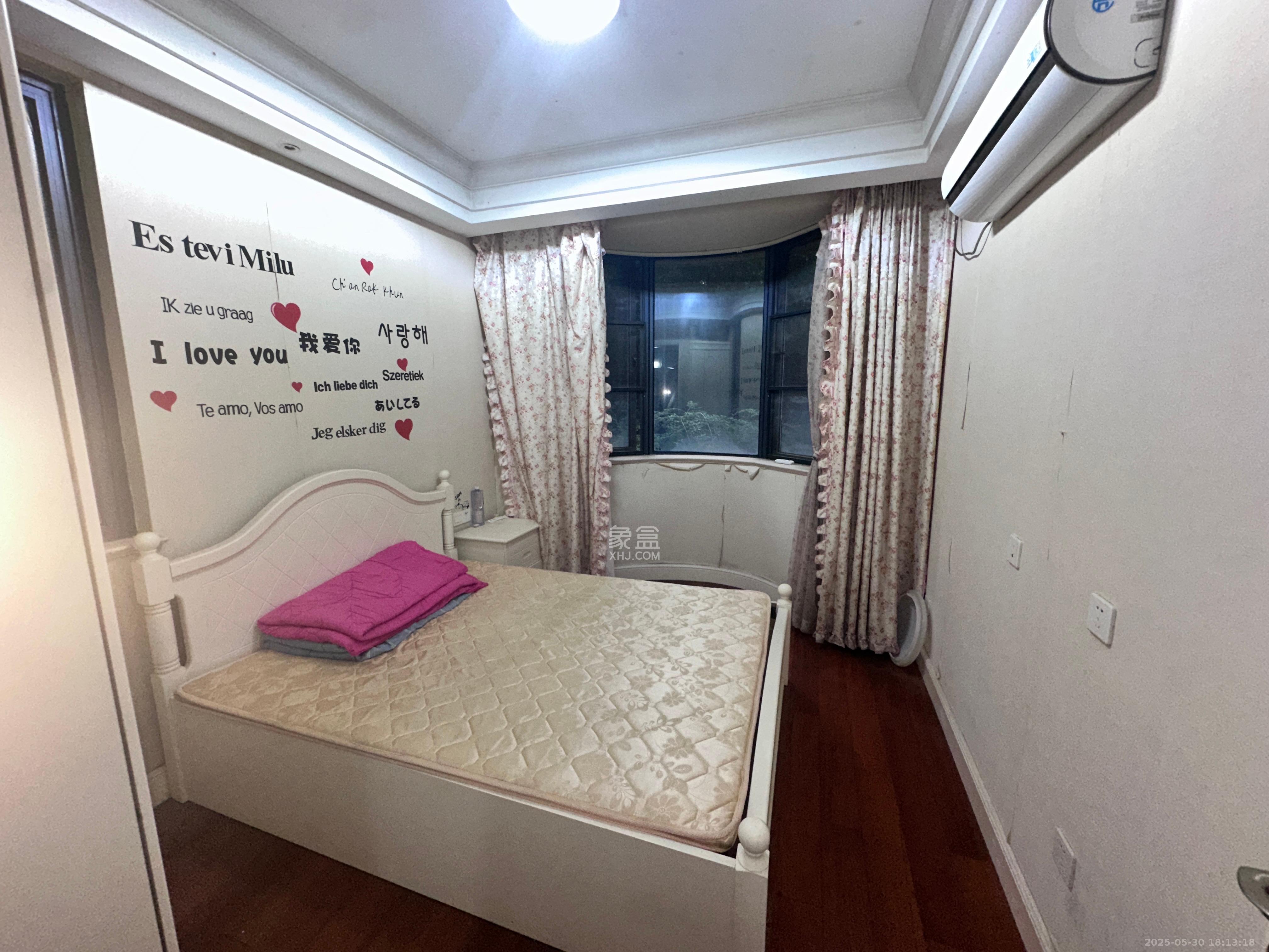 保利城（中航城国际社区、郡原美村）  1室1厅1卫   1300.00元/月室内图