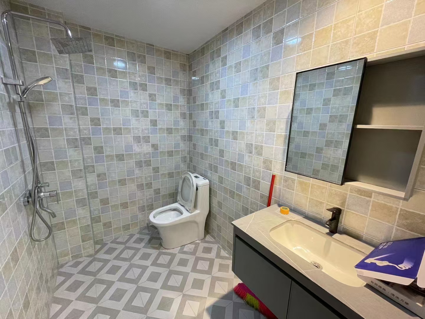 招鑫公馆  1室1厅1卫    49.0万 招鑫公馆  1室1厅1卫    49.0万客厅