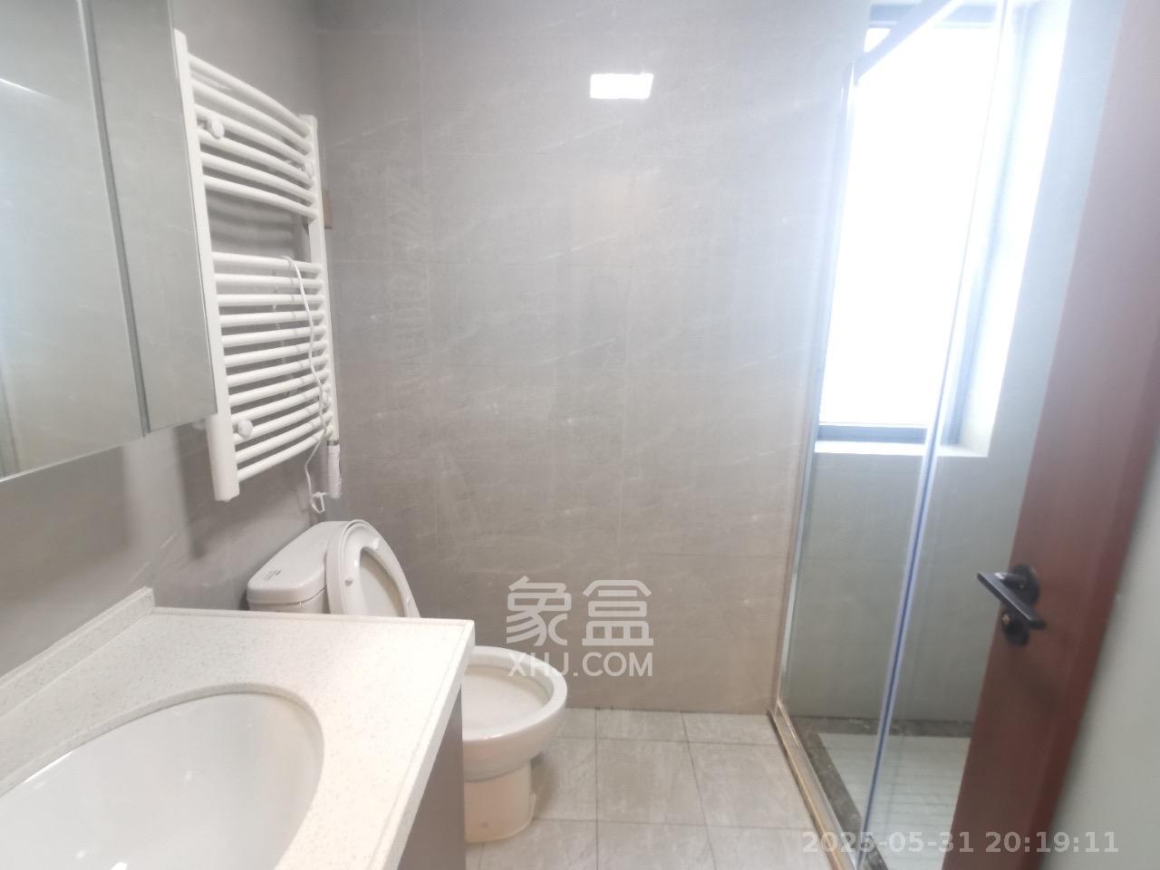 绿地长沙城际空间站（柏仕佳苑）  4室2厅2卫   4000.00元/月室内图