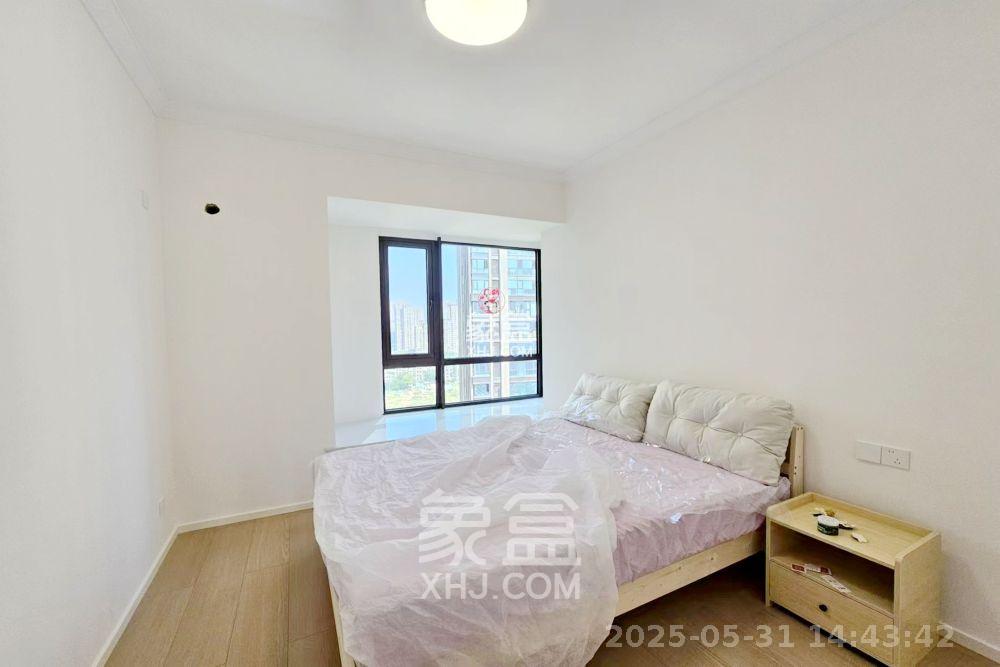 明昇壹城(明昇时代广场)二期 4室2厅2卫 4200.0元/月 明昇壹城(明昇时代广场)二期 4室2厅2卫 4200.0元/月室内图