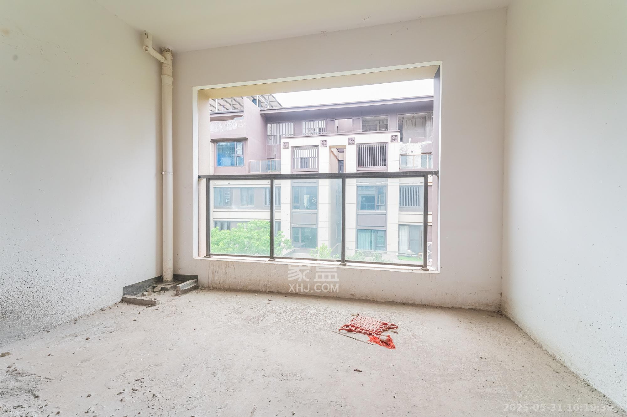 中交建发松雅院  5室2厅3卫    290.0万 中交建发松雅院  5室2厅3卫    290.0万其他