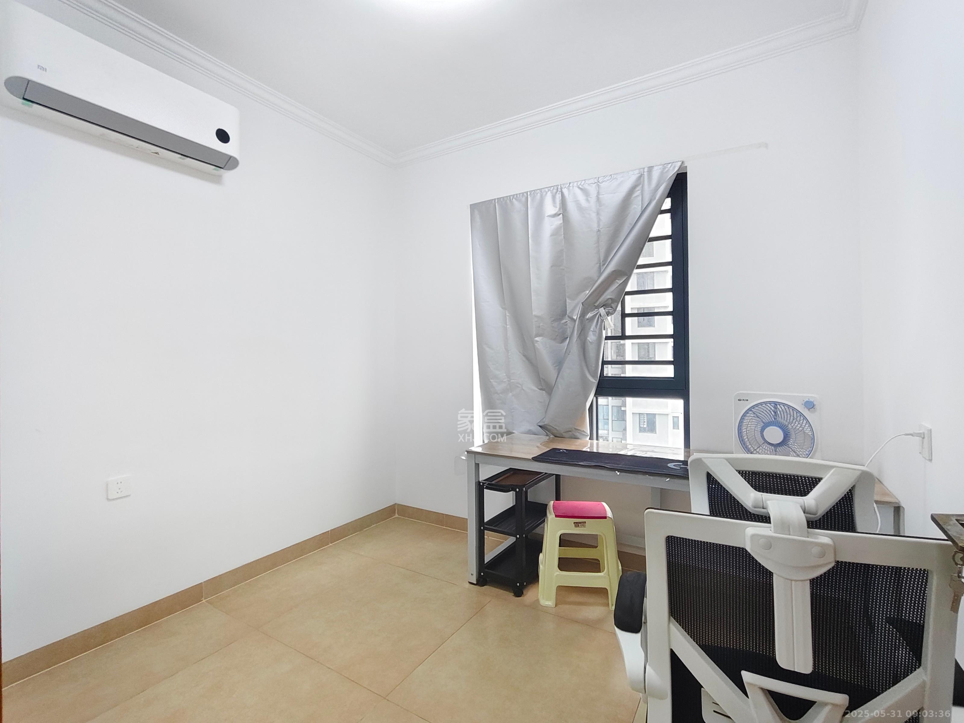 蔷薇国际 3室2厅2卫 2400.0元/月 蔷薇国际 3室2厅2卫 2400.0元/月室内图