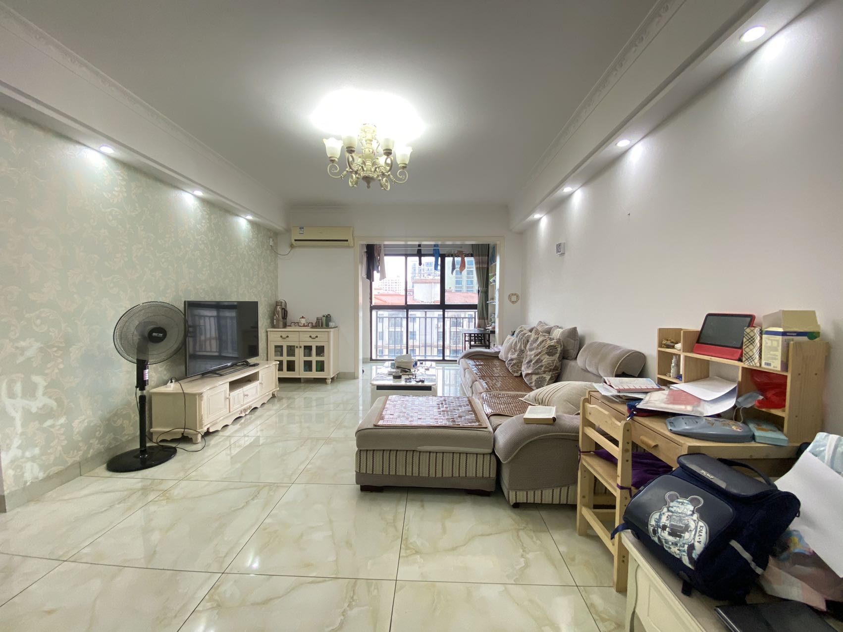 龙腾国际 2室2厅1卫 58.0万 龙腾国际 2室2厅1卫 58.0万室内图