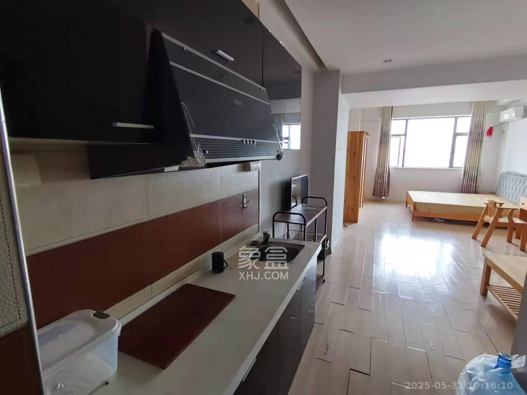 昊天大厦 1室1厅1卫 2100.0元/月 昊天大厦 1室1厅1卫 2100.0元/月室内图