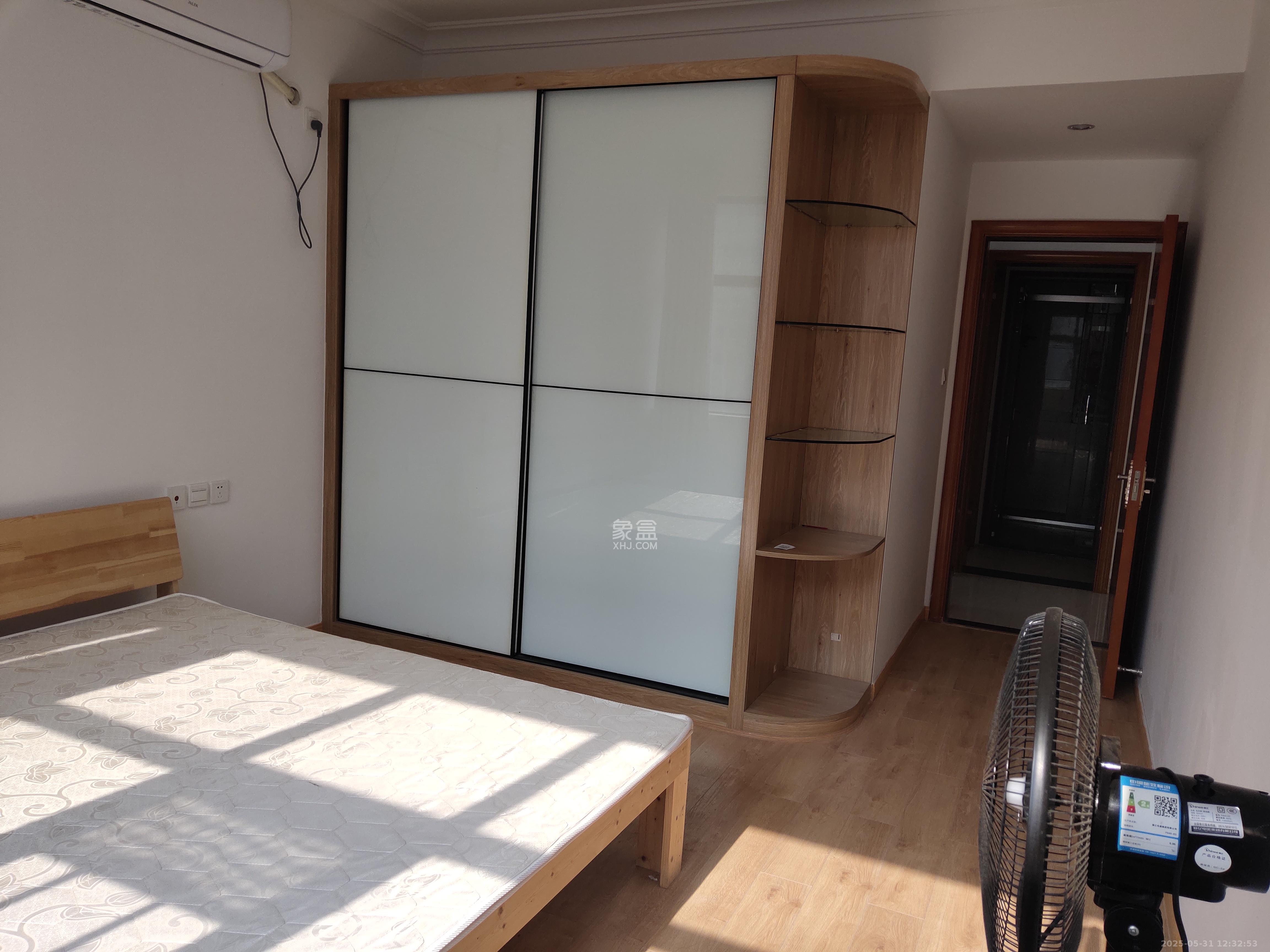 江山帝景哈佛  3室1厅1卫   2500.00元/月室内图