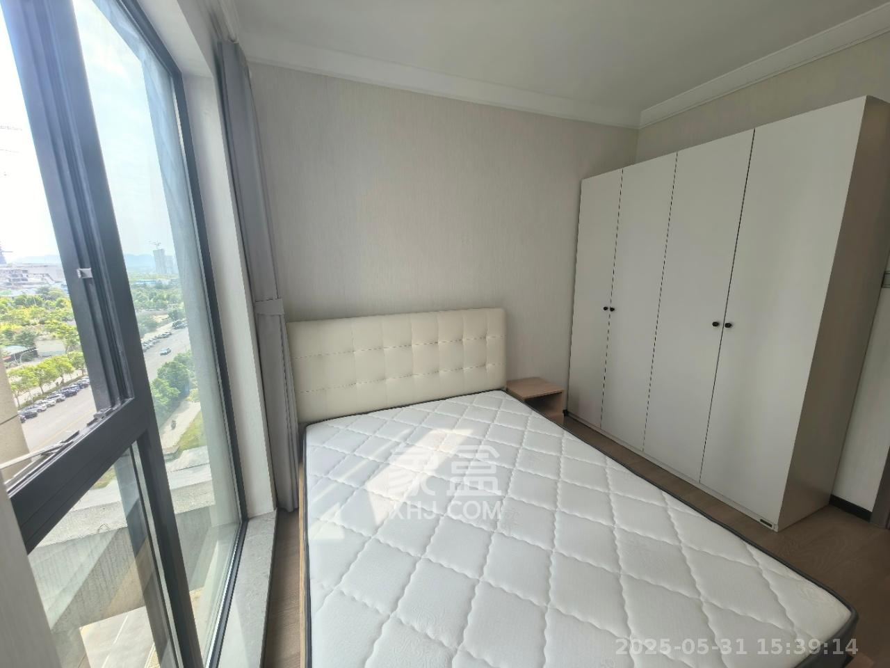 中海阅溪府  4室2厅2卫   3500.00元/月室内图