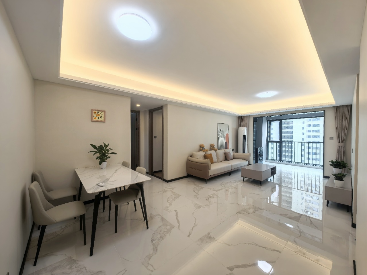 中海阅溪府  4室2厅2卫   3500.00元/月户型图