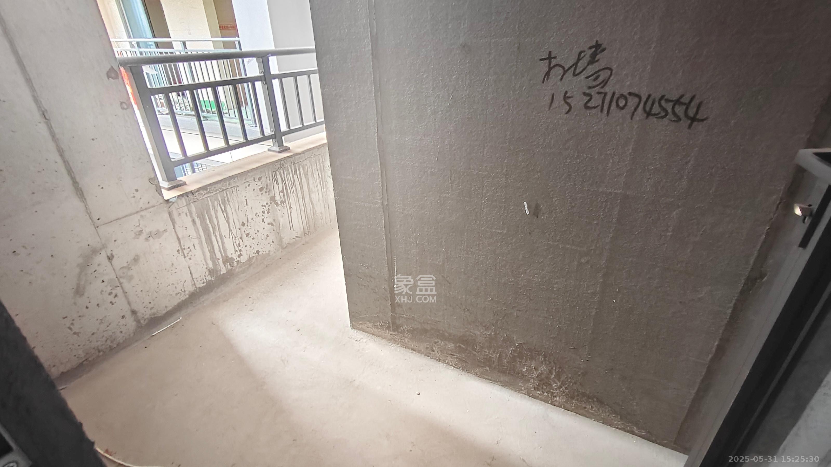 长沙北中心保利时代F区  3室2厅2卫    1000.0元/月 长沙北中心保利时代F区  3室2厅2卫    1000.0元/月室内图