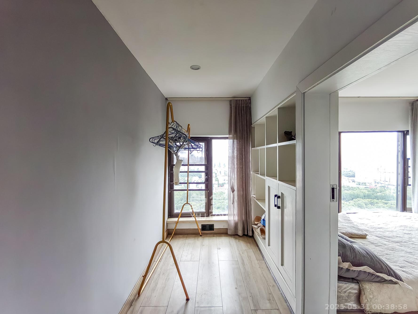 艾美潇湘 2室2厅2卫 43.0万 艾美潇湘 2室2厅2卫 43.0万其他