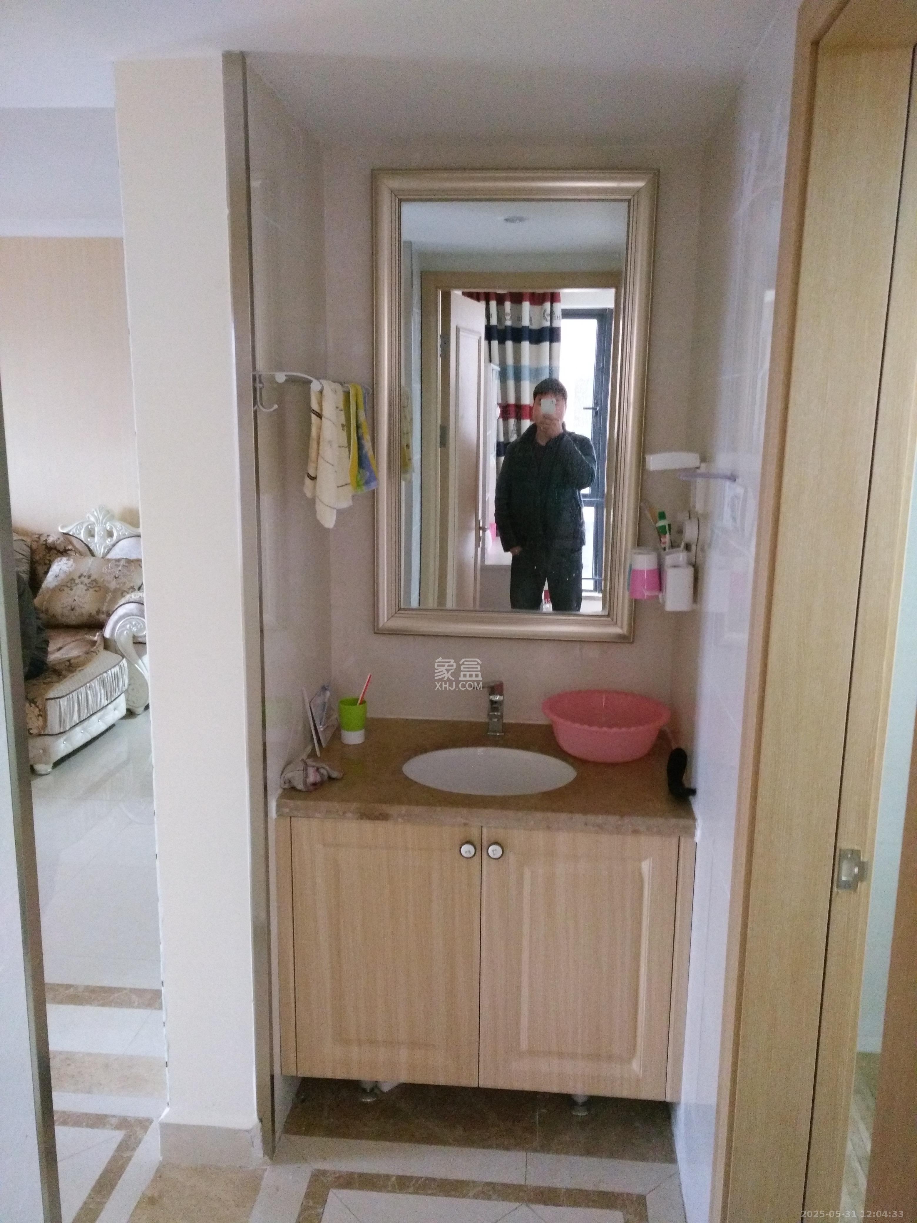 佳兆业时代广场  3室2厅1卫   2700.00元/月室内图