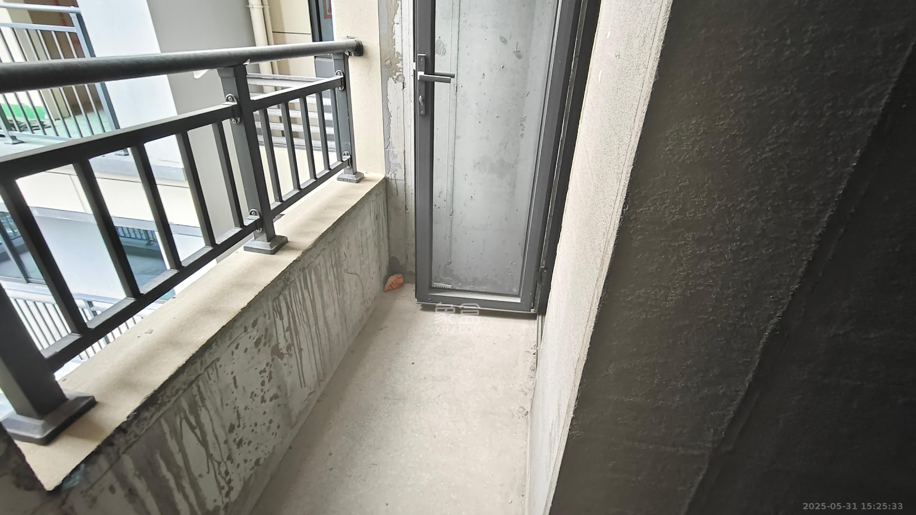 长沙北中心保利时代F区  3室2厅2卫    1000.0元/月 长沙北中心保利时代F区  3室2厅2卫    1000.0元/月室内图